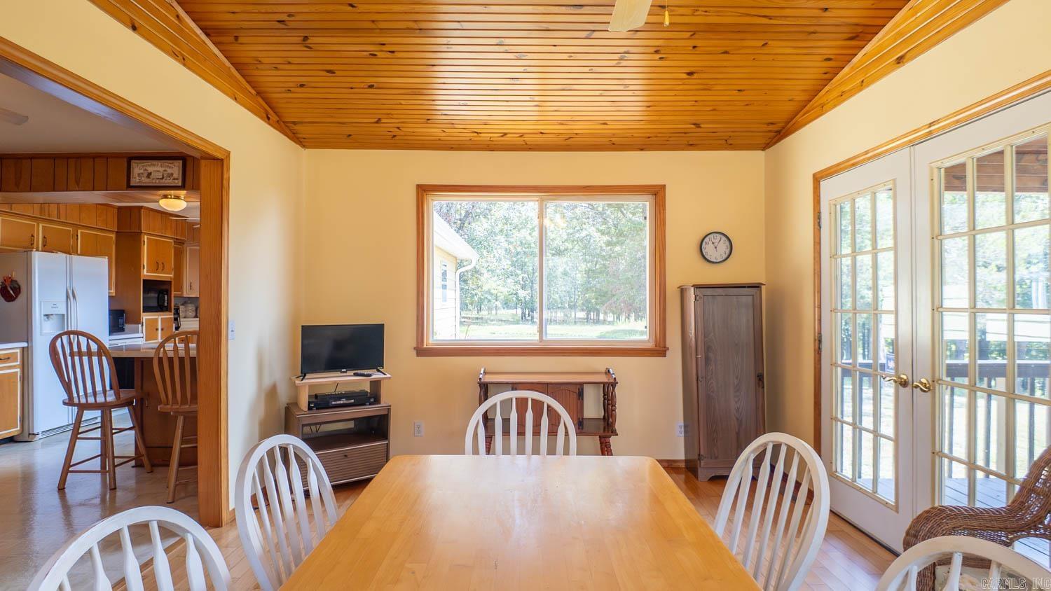 1563 Squirrel Hill Road  Glencoe, AR