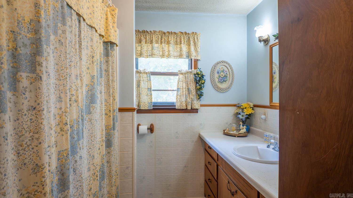1563 Squirrel Hill Road  Glencoe, AR