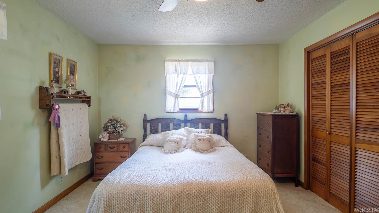 1563 Squirrel Hill Road  Glencoe, AR