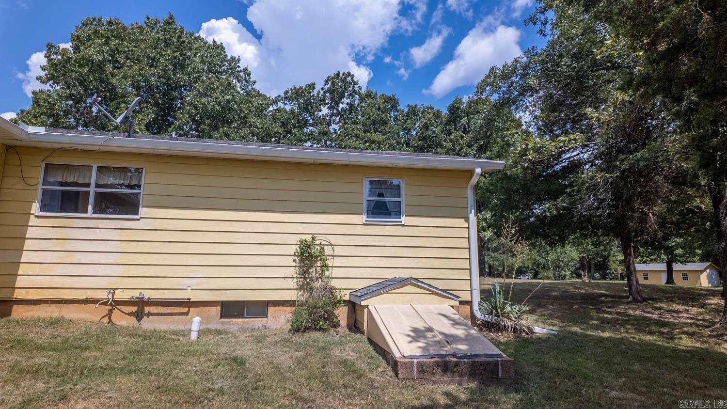 1563 Squirrel Hill Road  Glencoe, AR