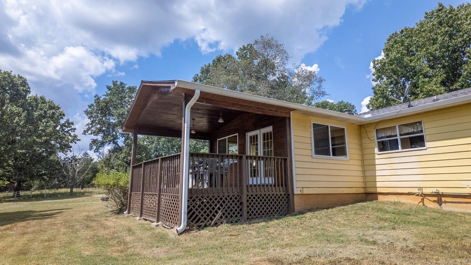 1563 Squirrel Hill Road  Glencoe, AR