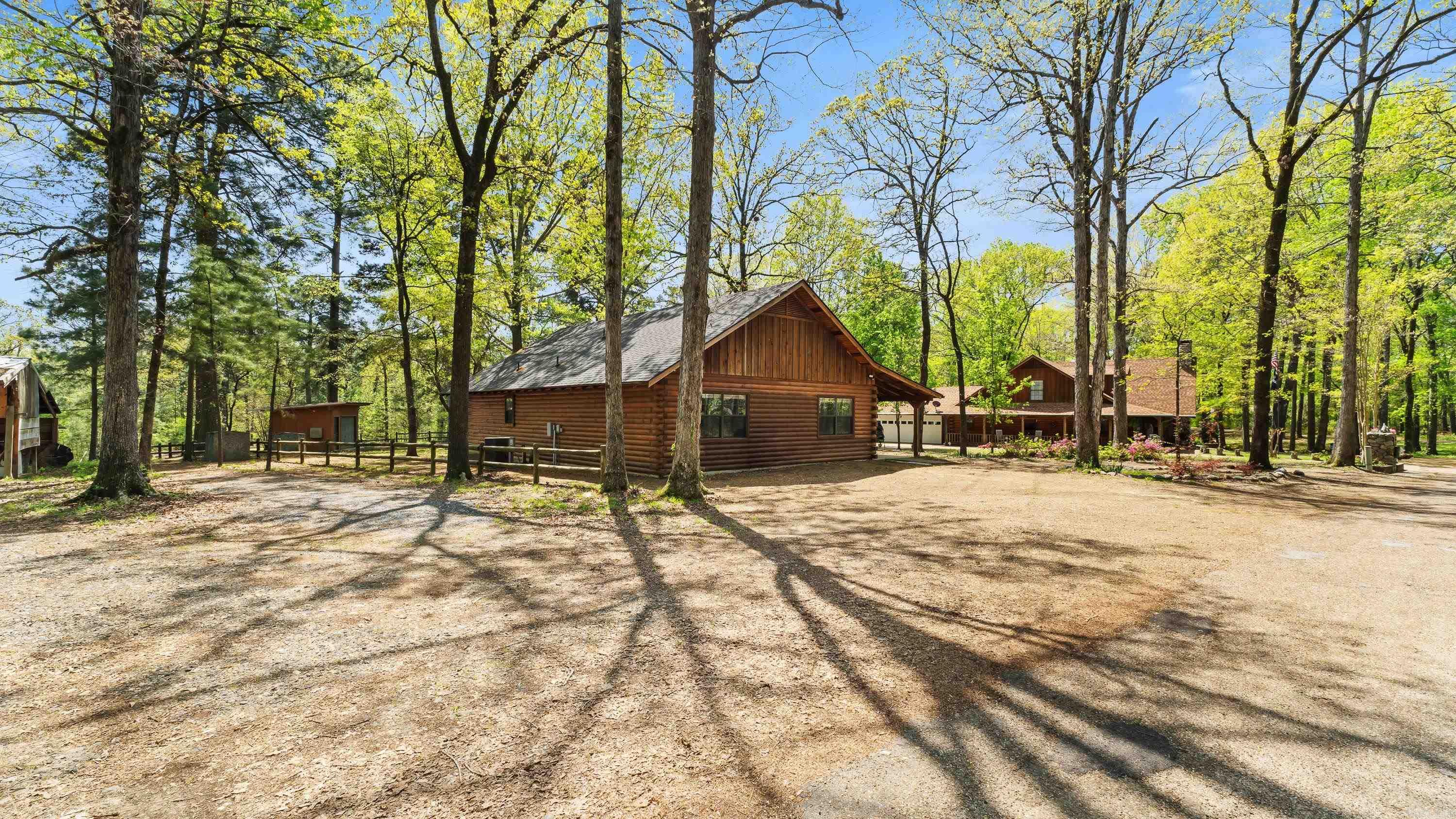 111 Old Millwood Rd  Ashdown, AR