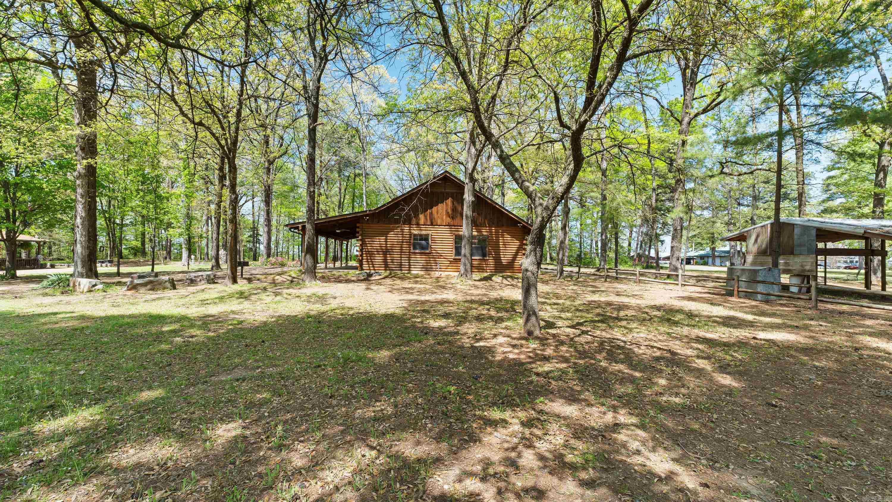 111 Old Millwood Rd  Ashdown, AR