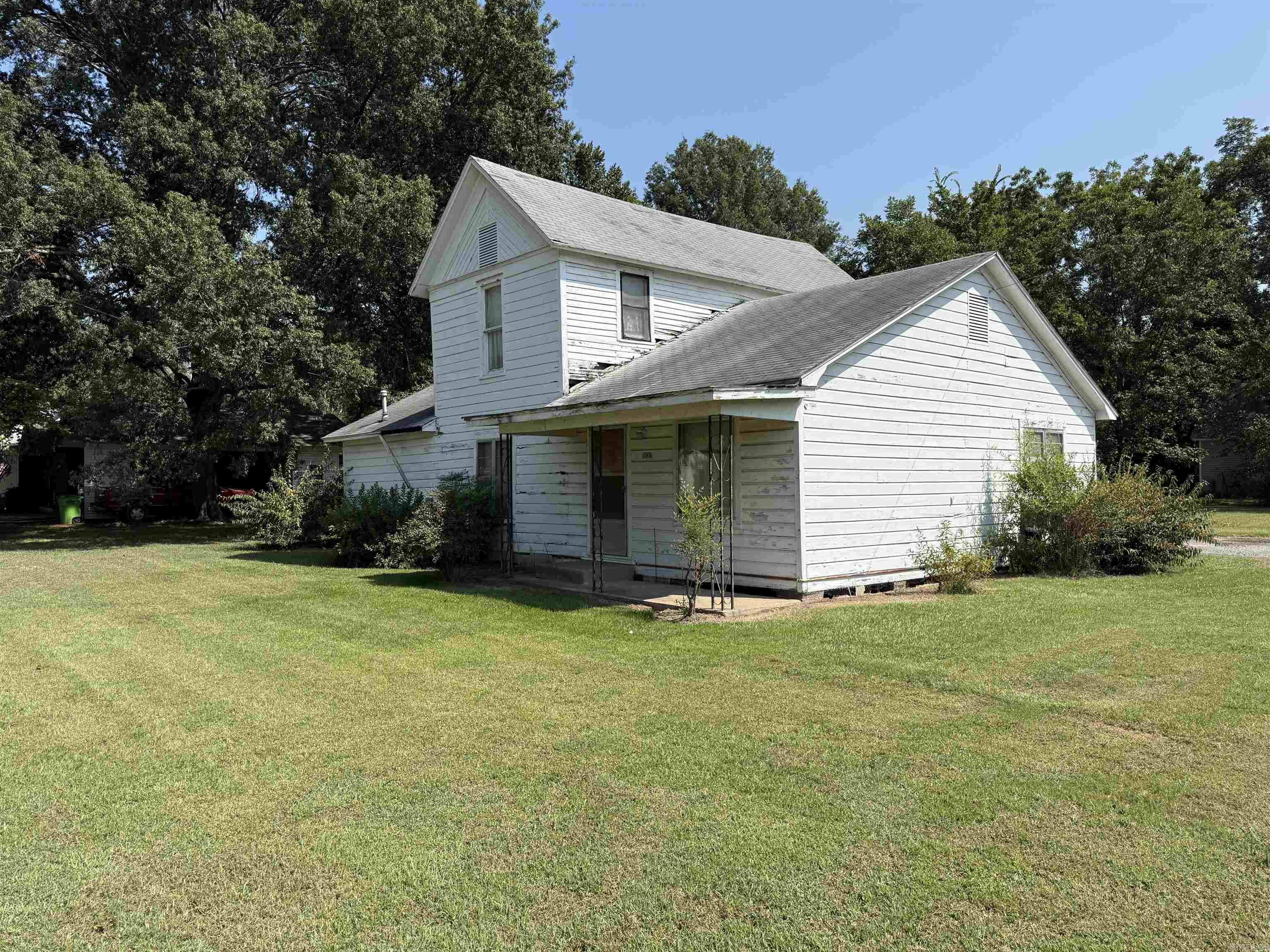 802 N Williams  Carlisle, AR
