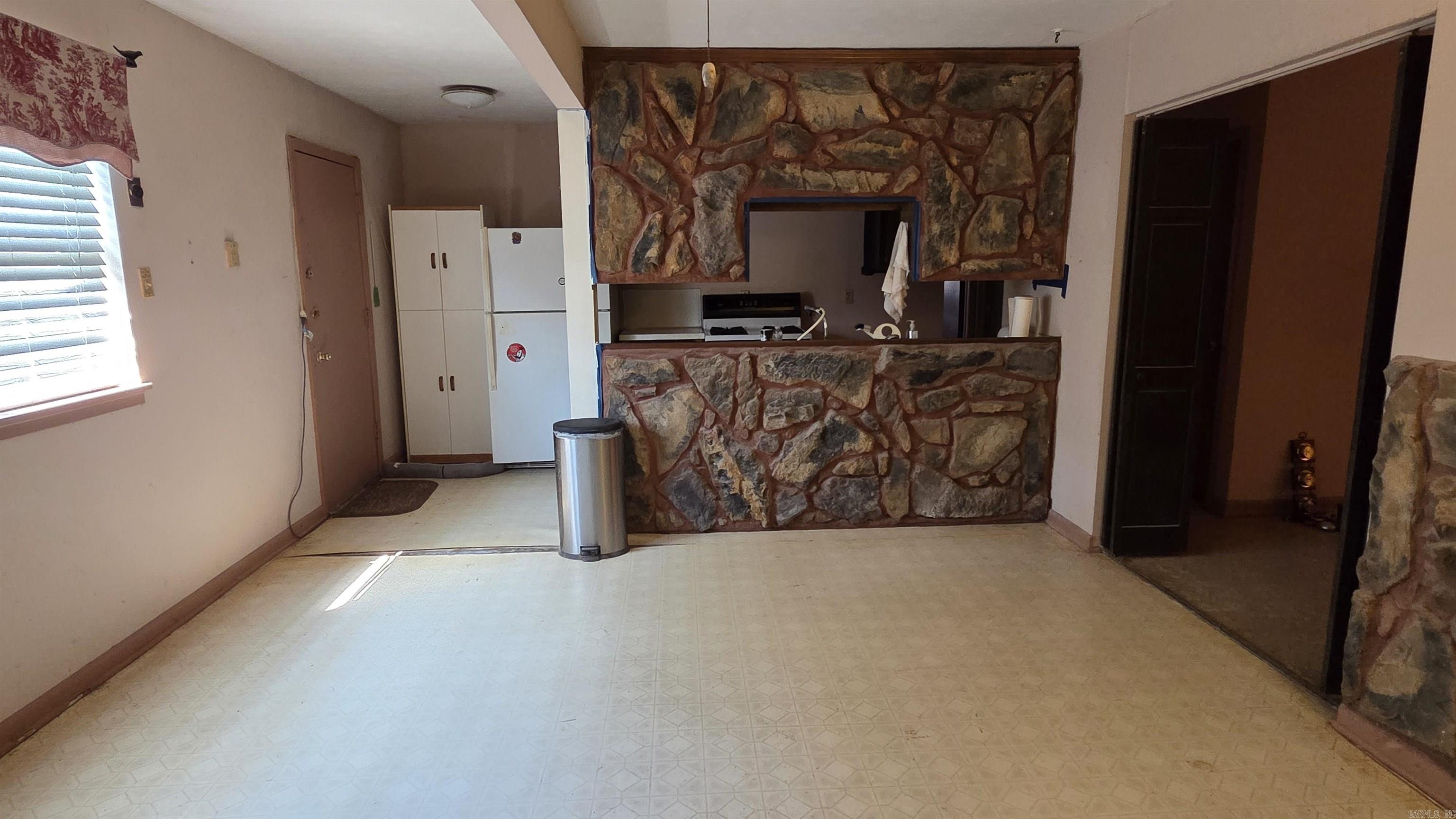 1 Coral  Jacksonville, AR