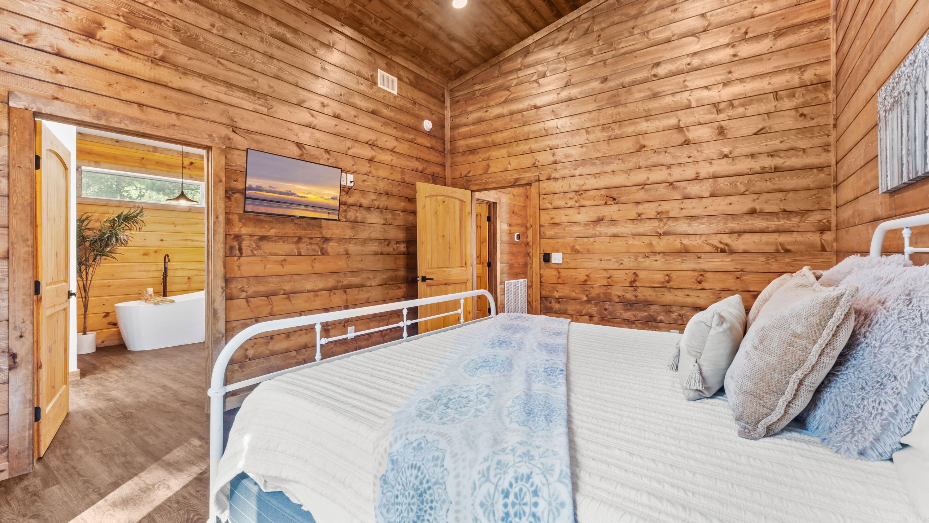 19 Southern Alder  Hochatown, OK