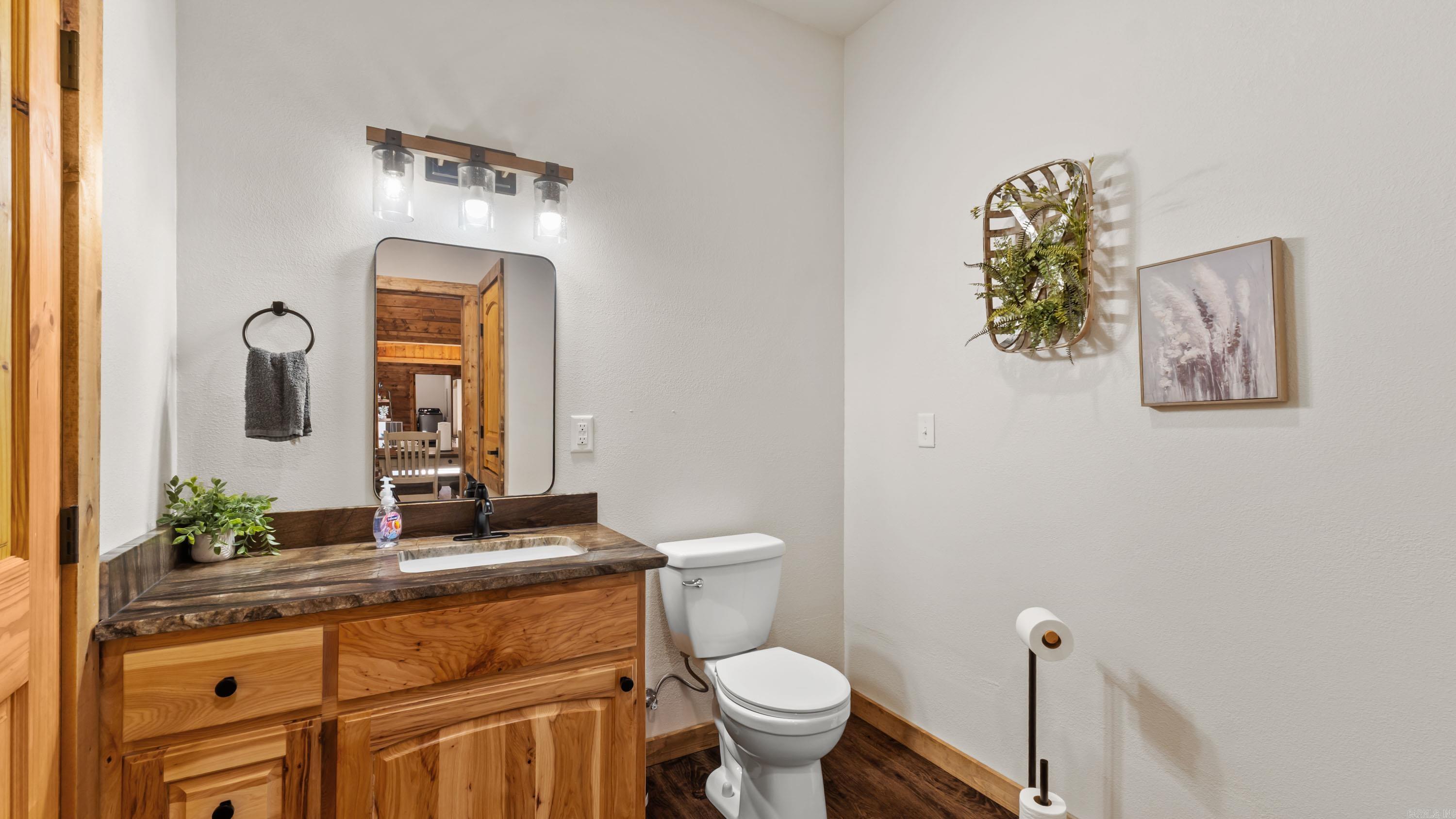 19 Southern Alder  Hochatown, OK
