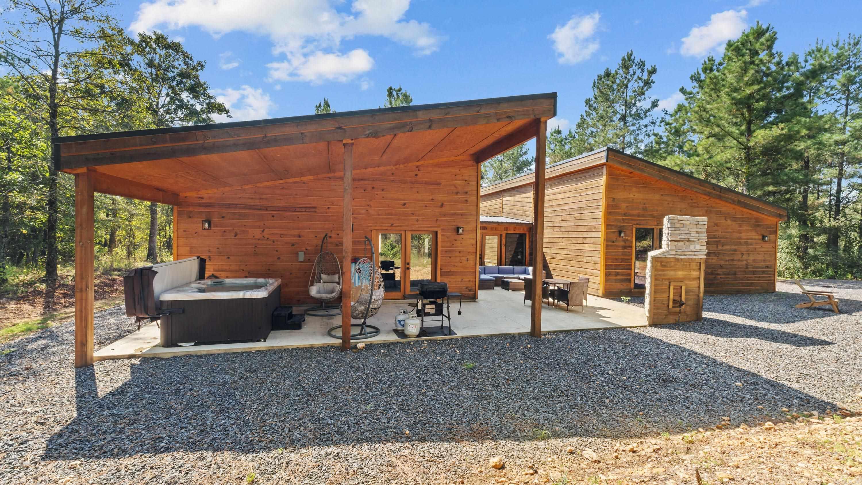19 Southern Alder  Hochatown, OK