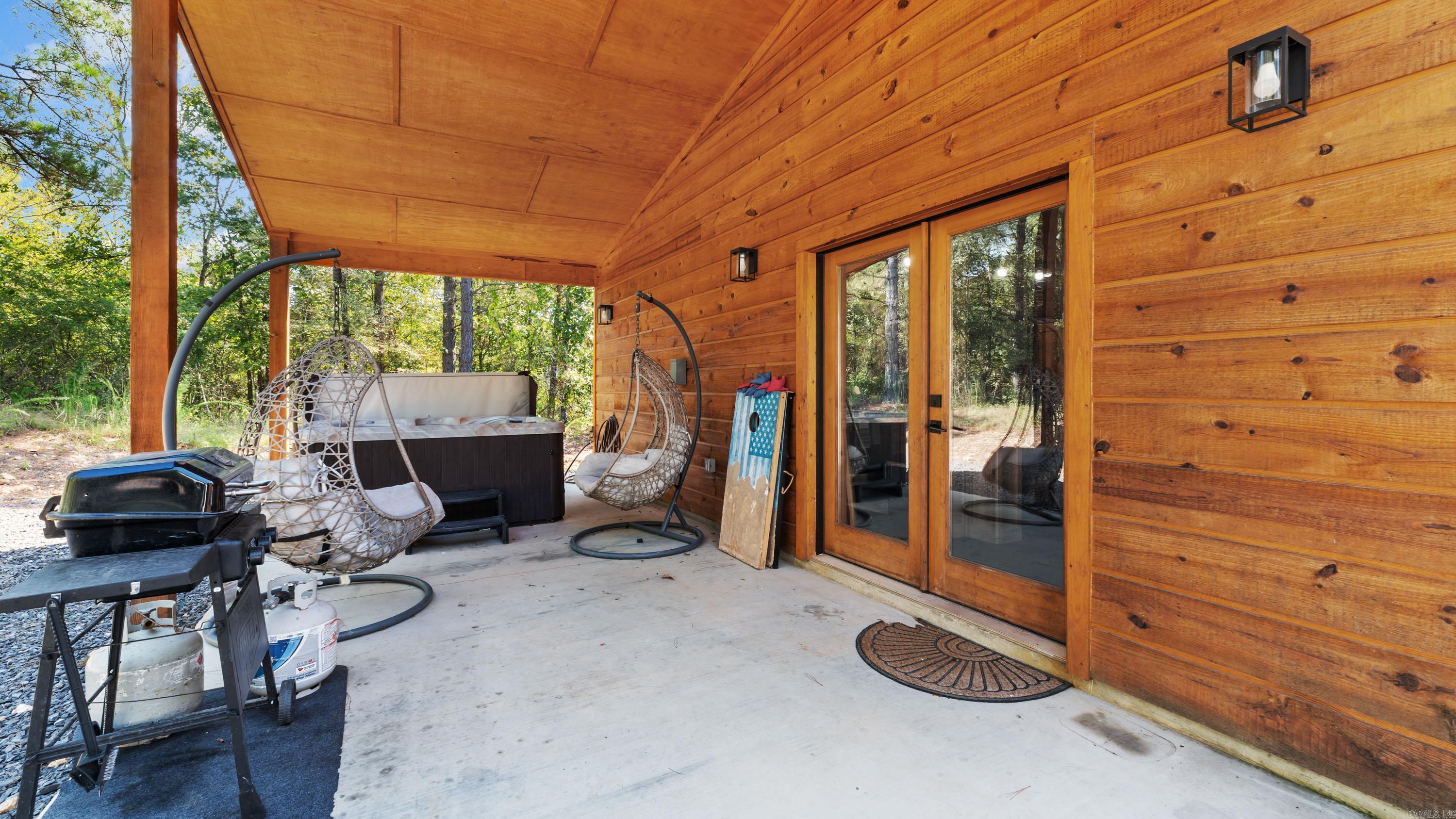 19 Southern Alder  Hochatown, OK