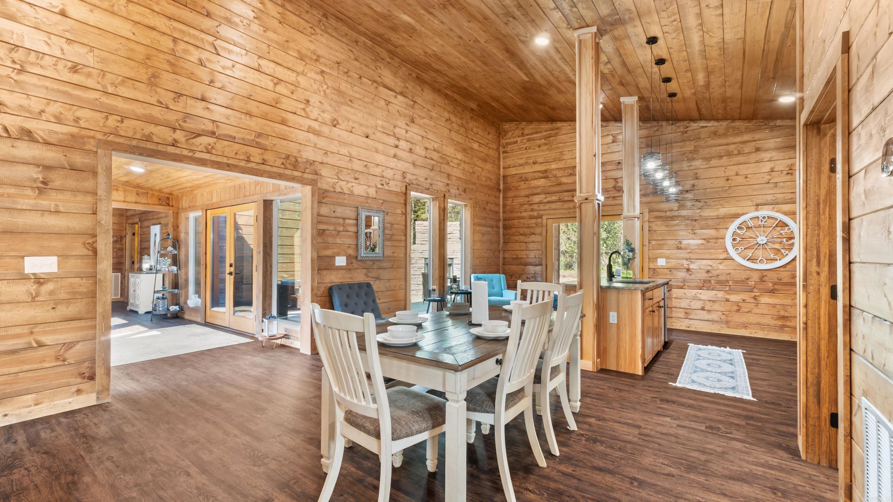 19 Southern Alder  Hochatown, OK