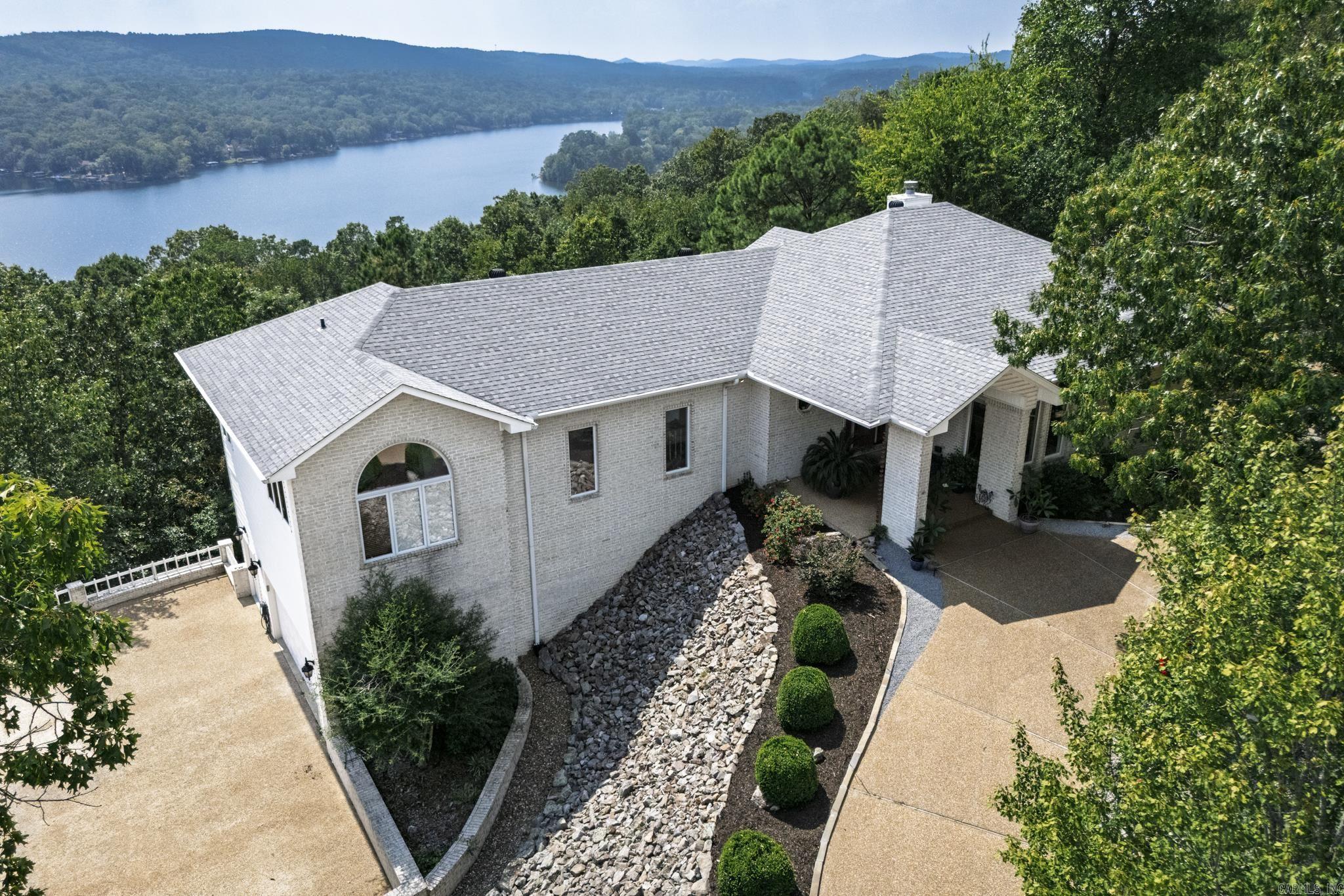 19 Lago Drive  Hot Springs Village, AR