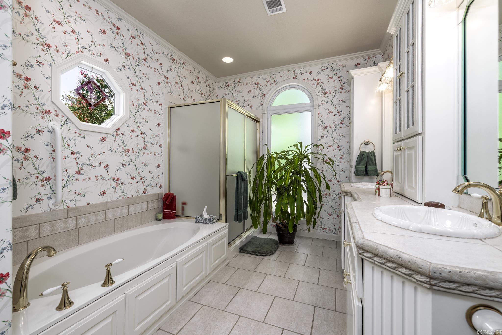 19 Lago Drive  Hot Springs Village, AR