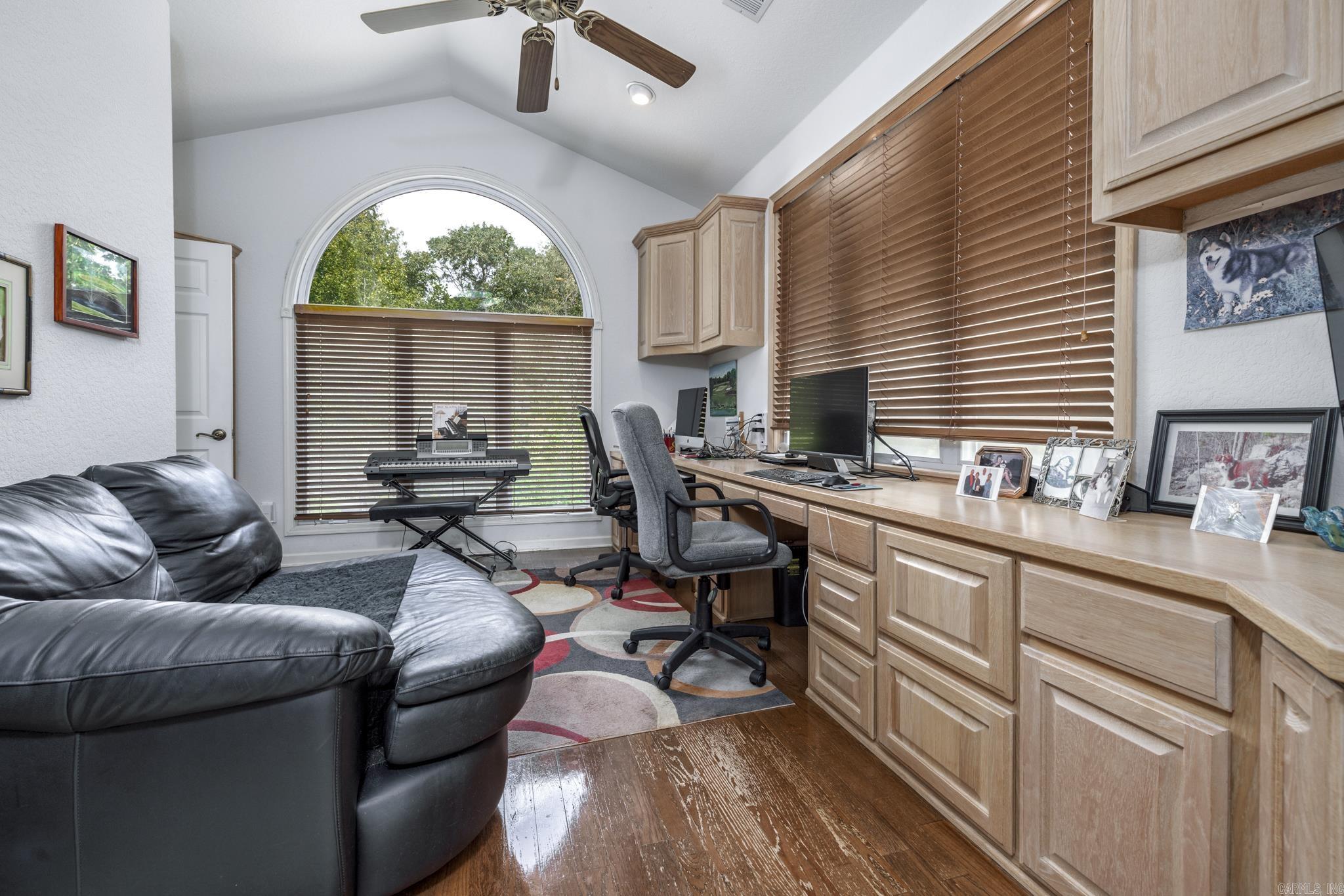 19 Lago Drive  Hot Springs Village, AR