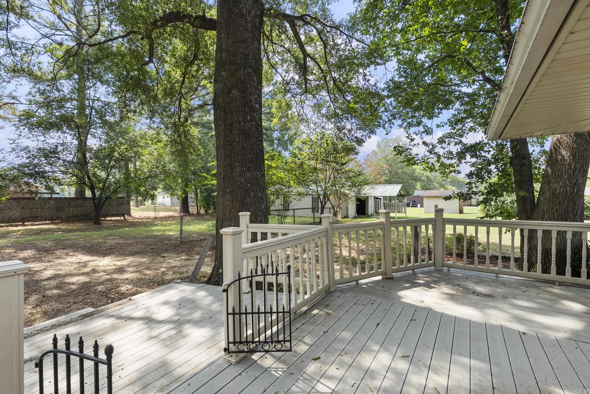 30 Hazelwood  Conway, AR