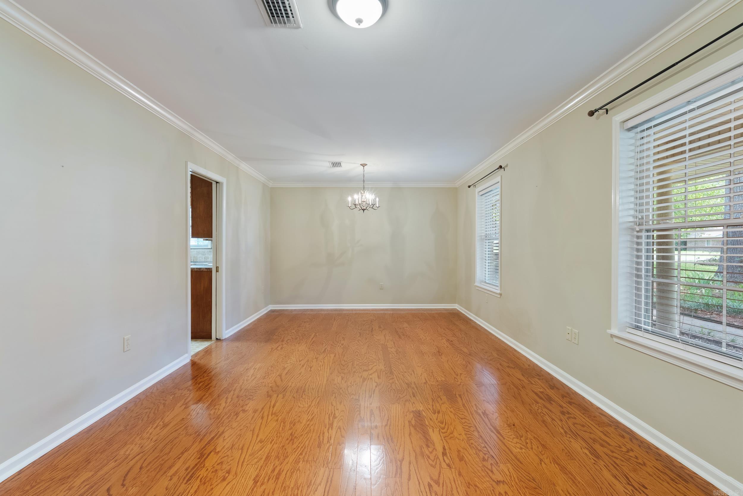 30 Hazelwood  Conway, AR