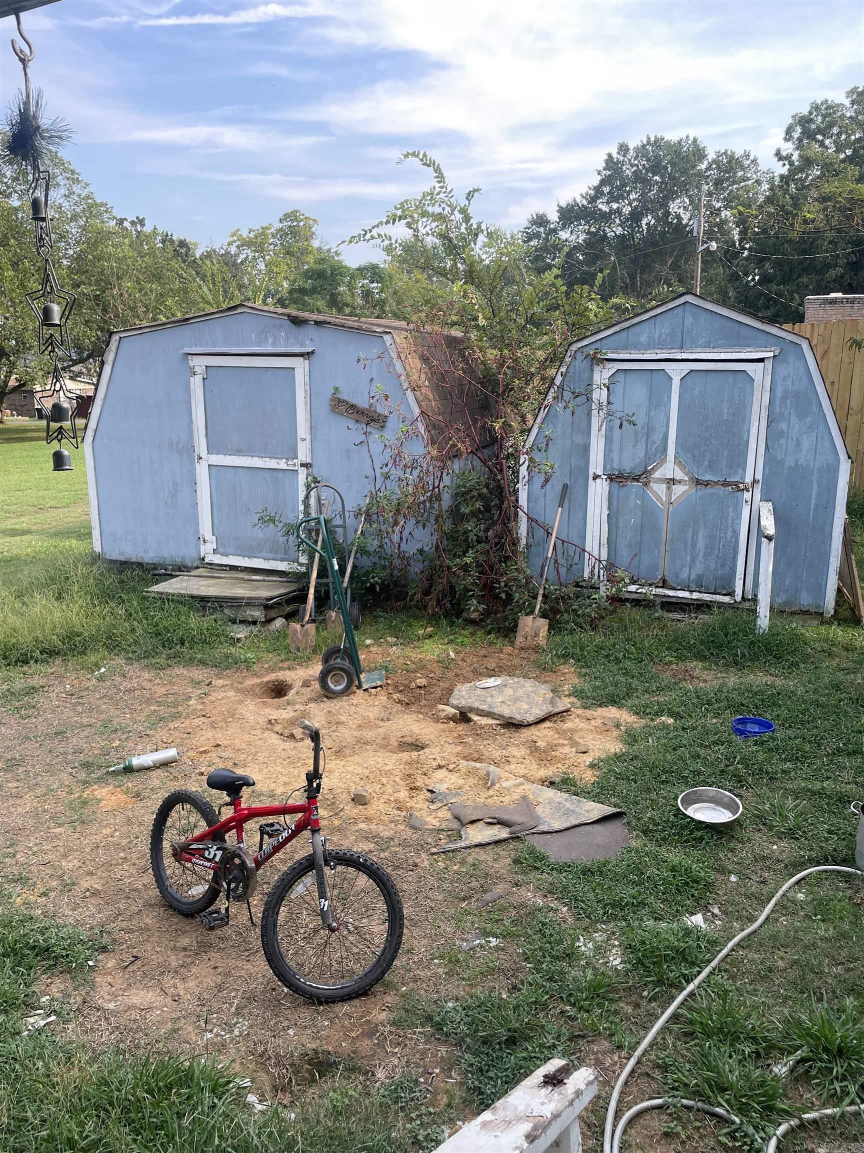 2 Pine  Conway, AR