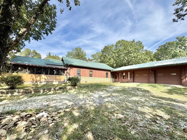 104  Flag Rd.  Leslie, AR