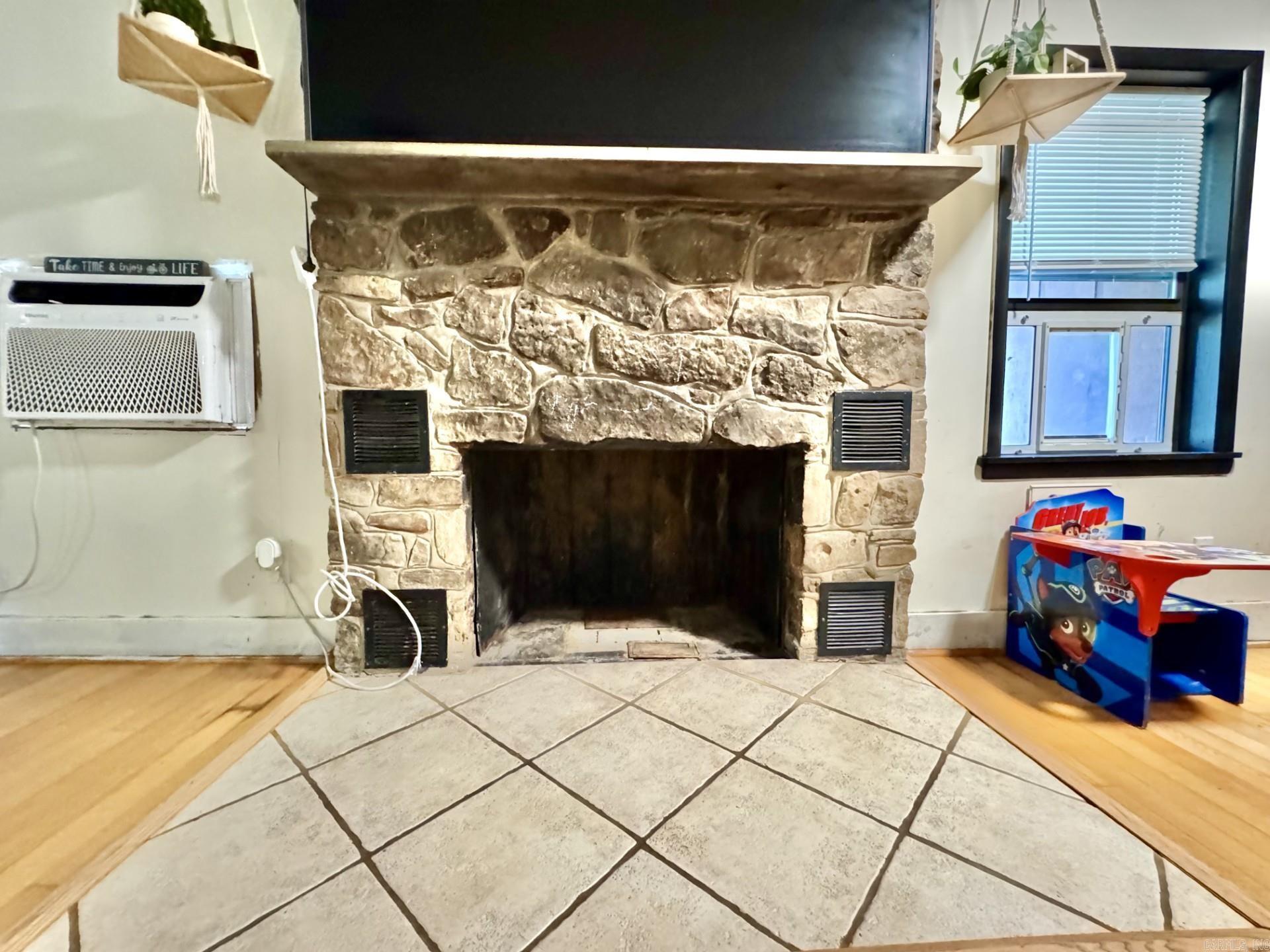 104 Flag Rd.  Leslie, AR