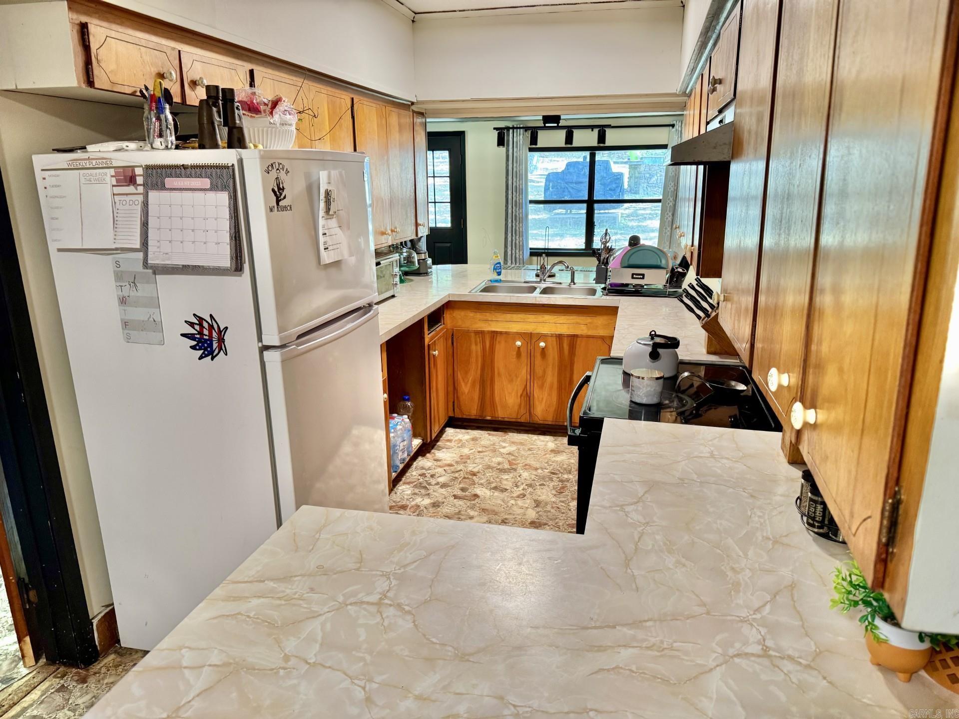 104 Flag Rd.  Leslie, AR