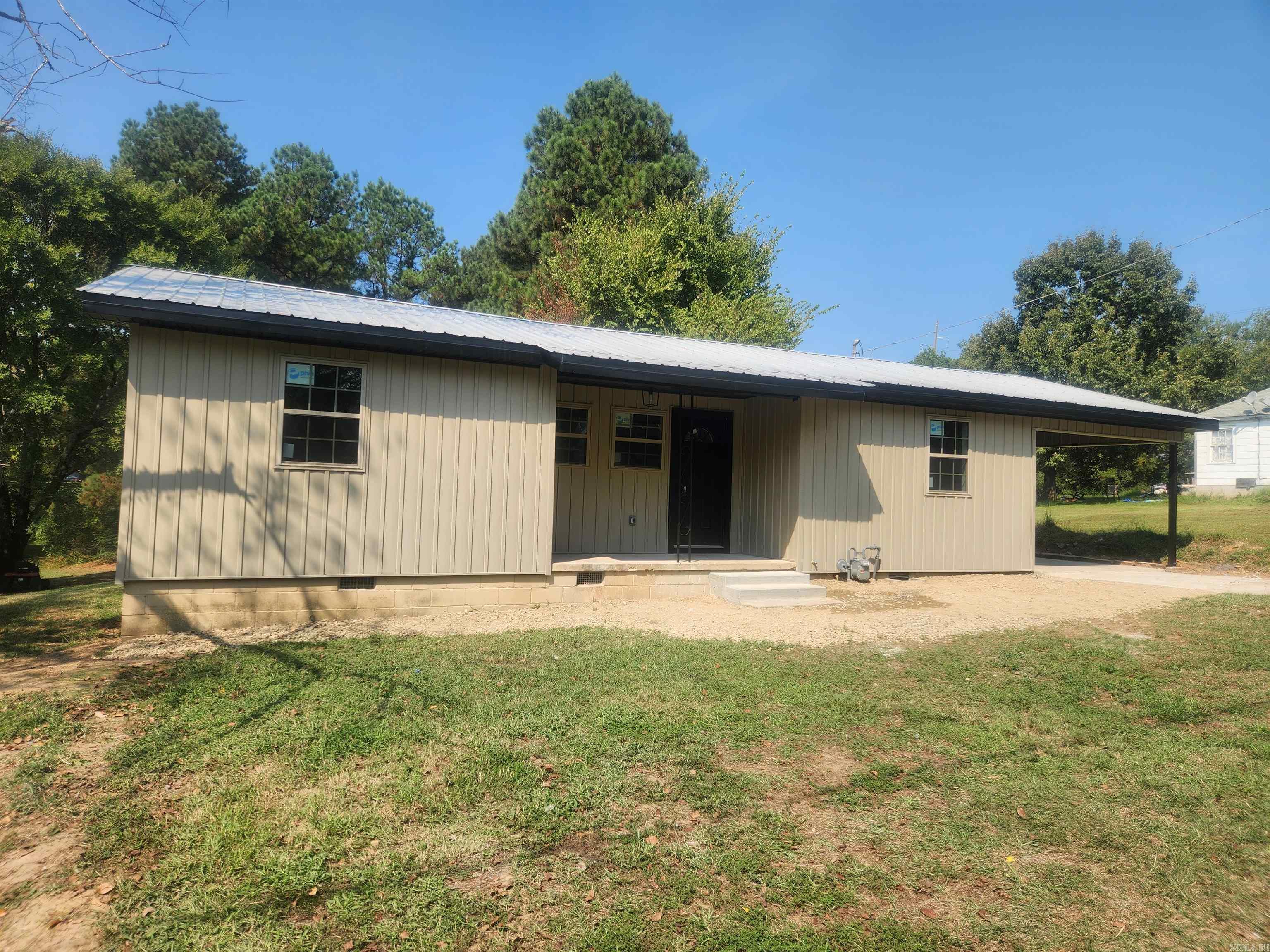 206 Baskin St  Hartman, AR