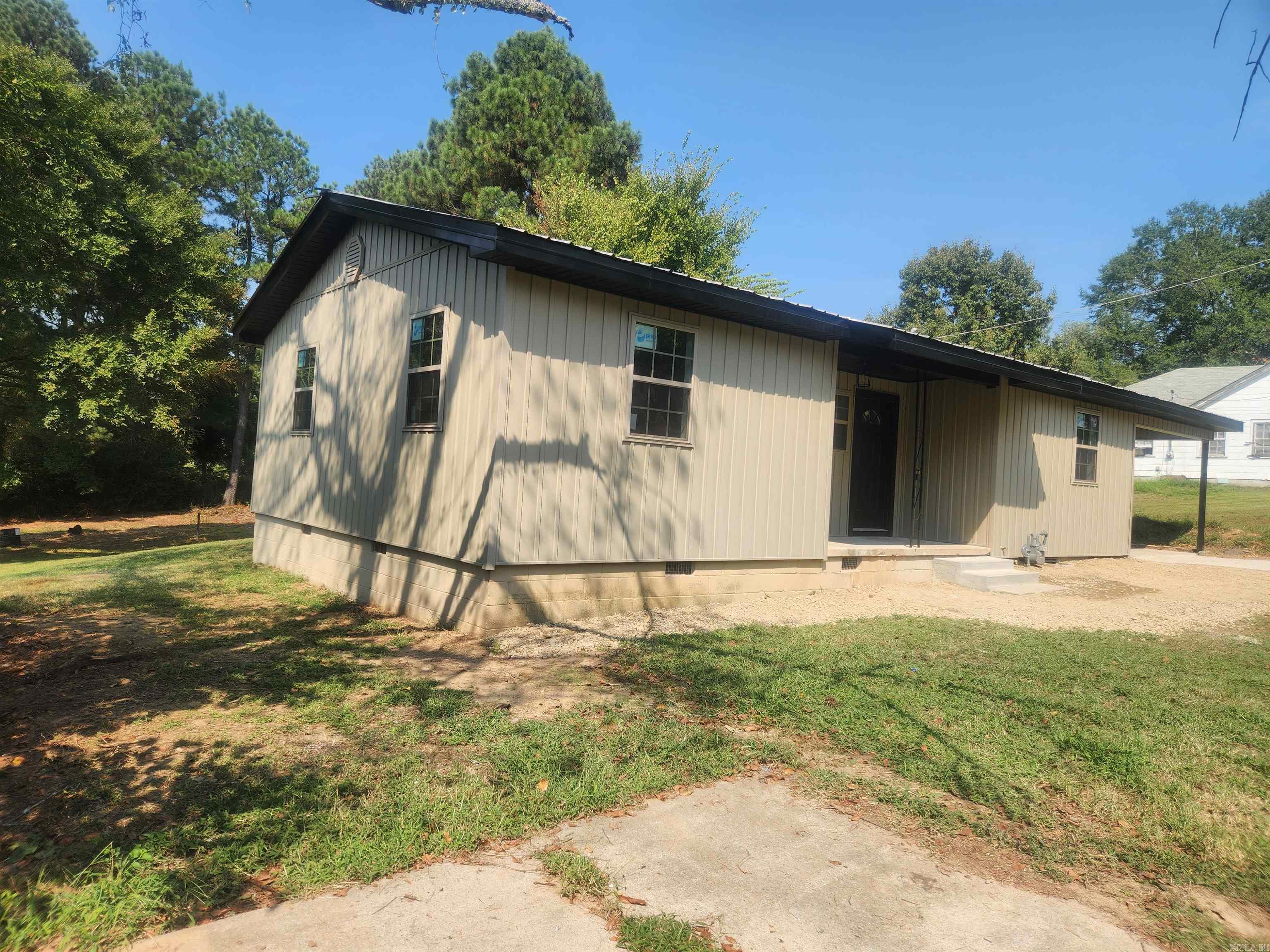 206 Baskin St  Hartman, AR