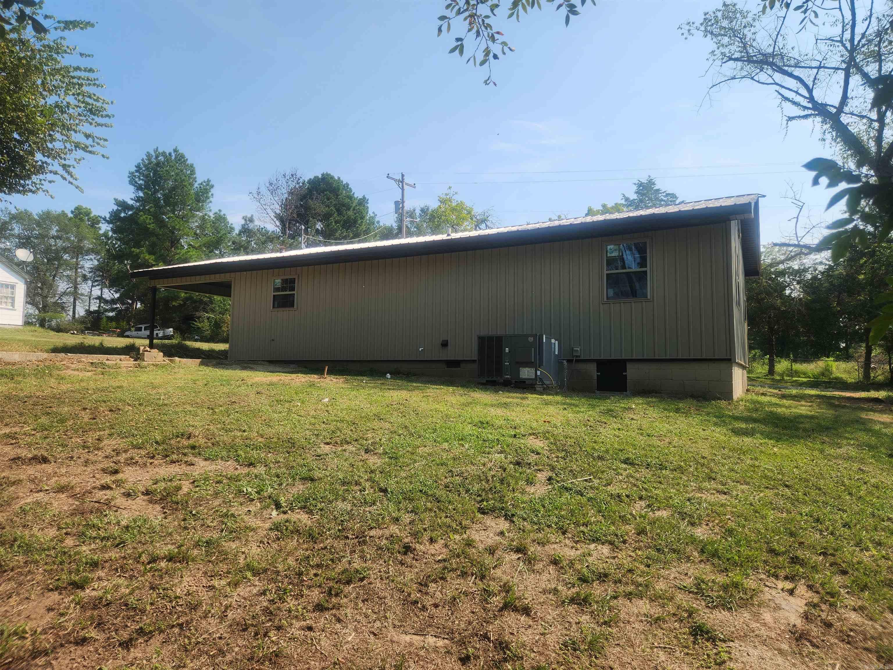 206 Baskin St  Hartman, AR