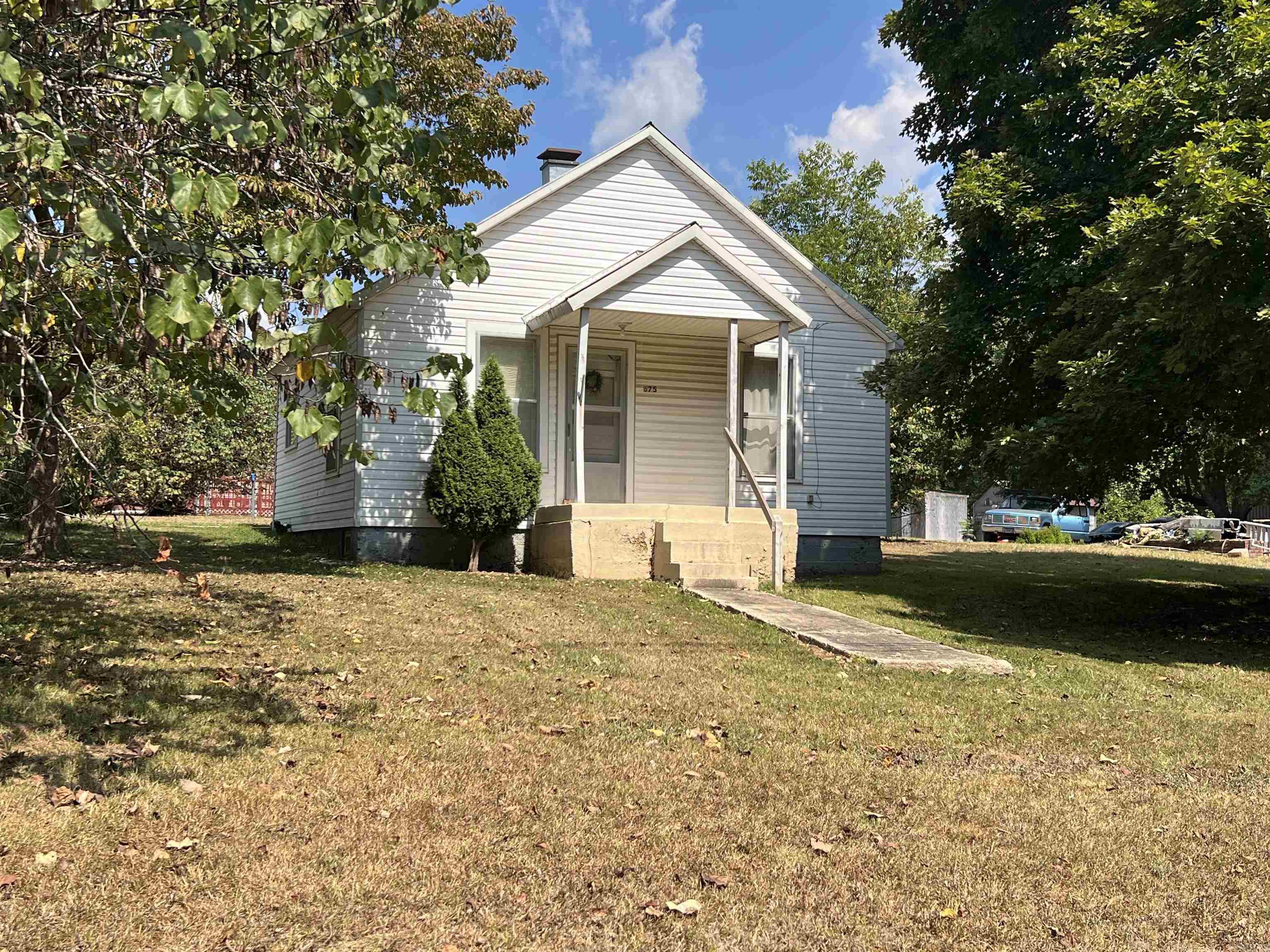 675 Walker  Mammoth Spring, AR