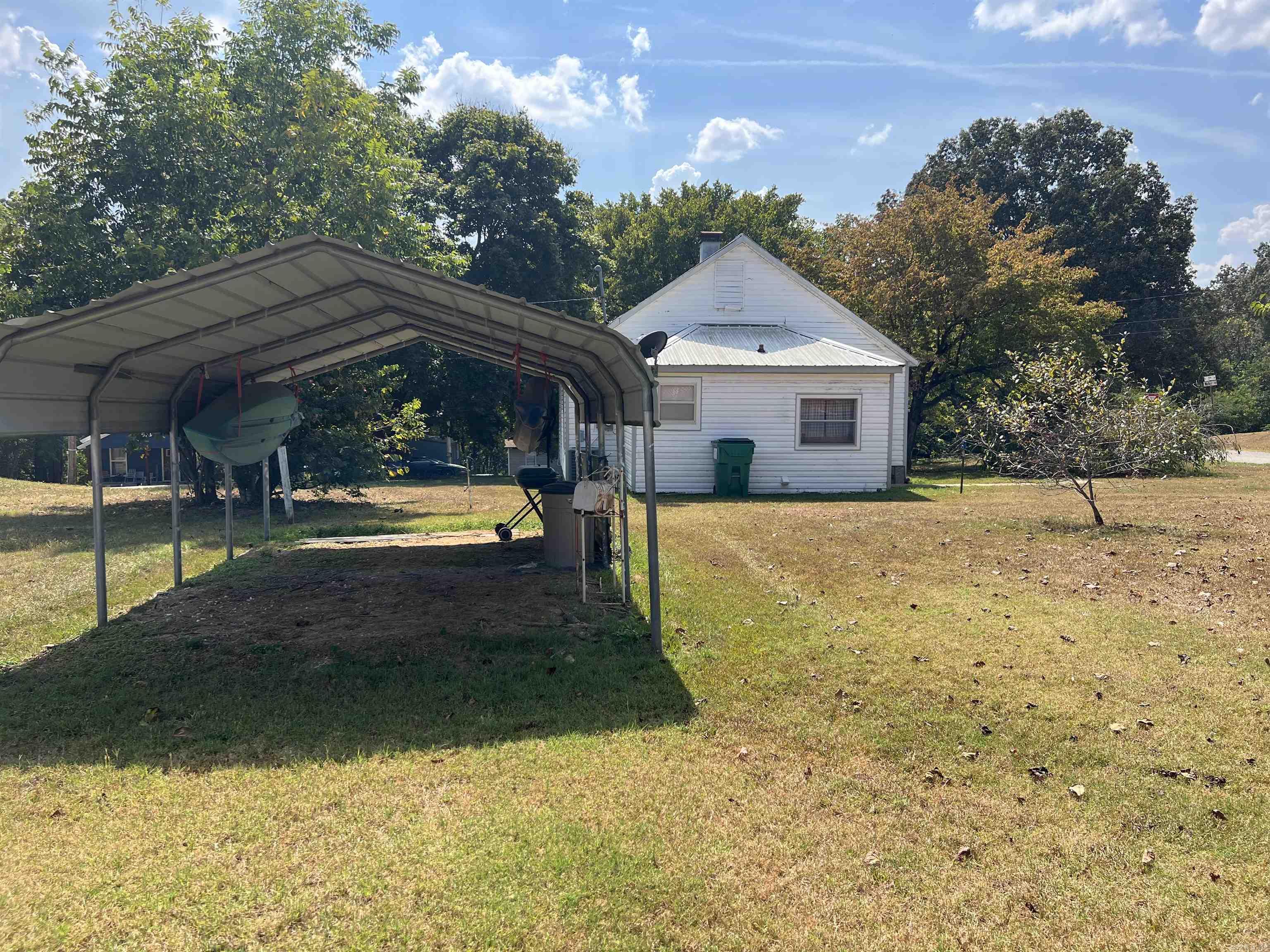 675 Walker  Mammoth Spring, AR