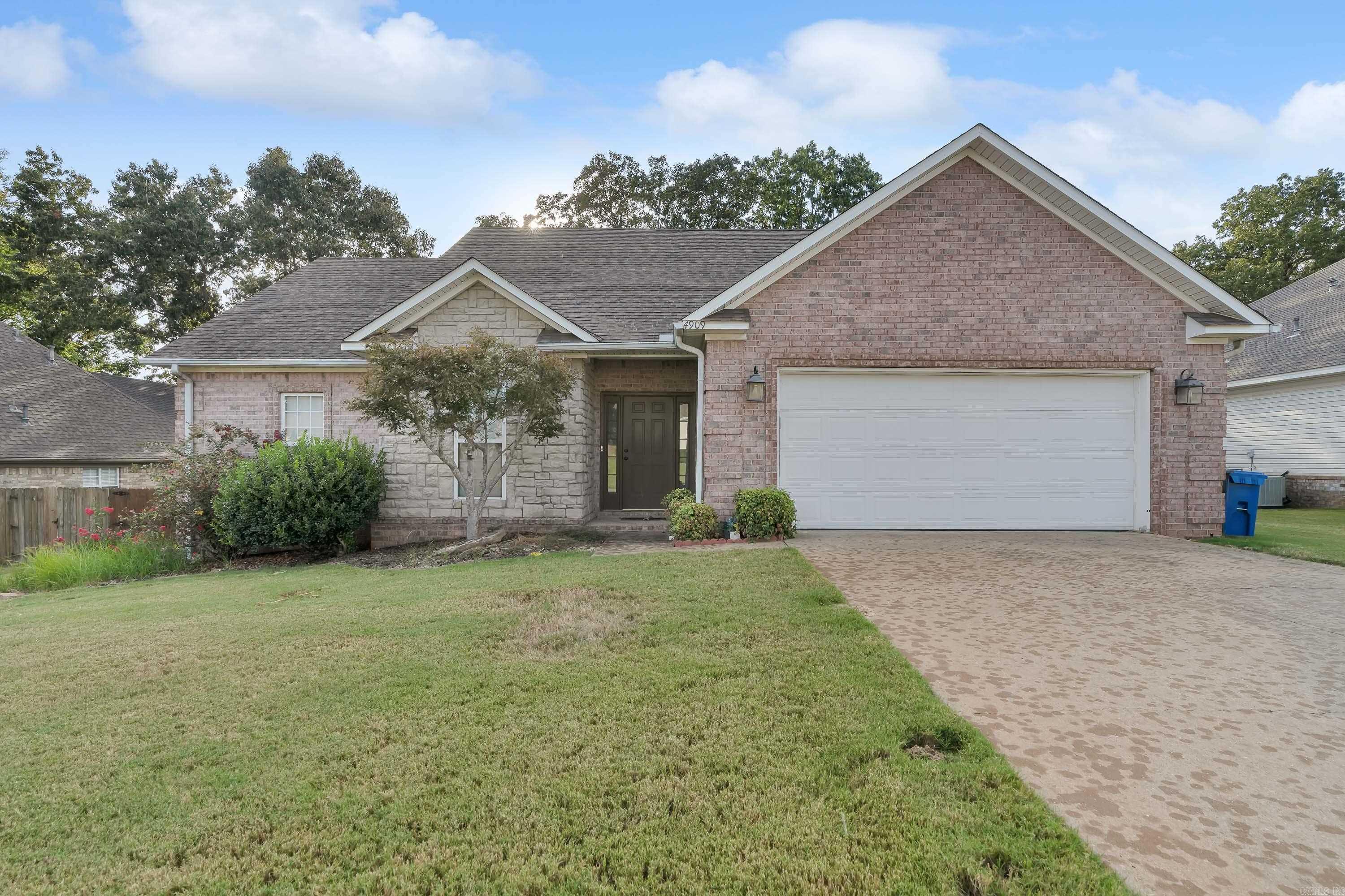 4909 Rockport Drive