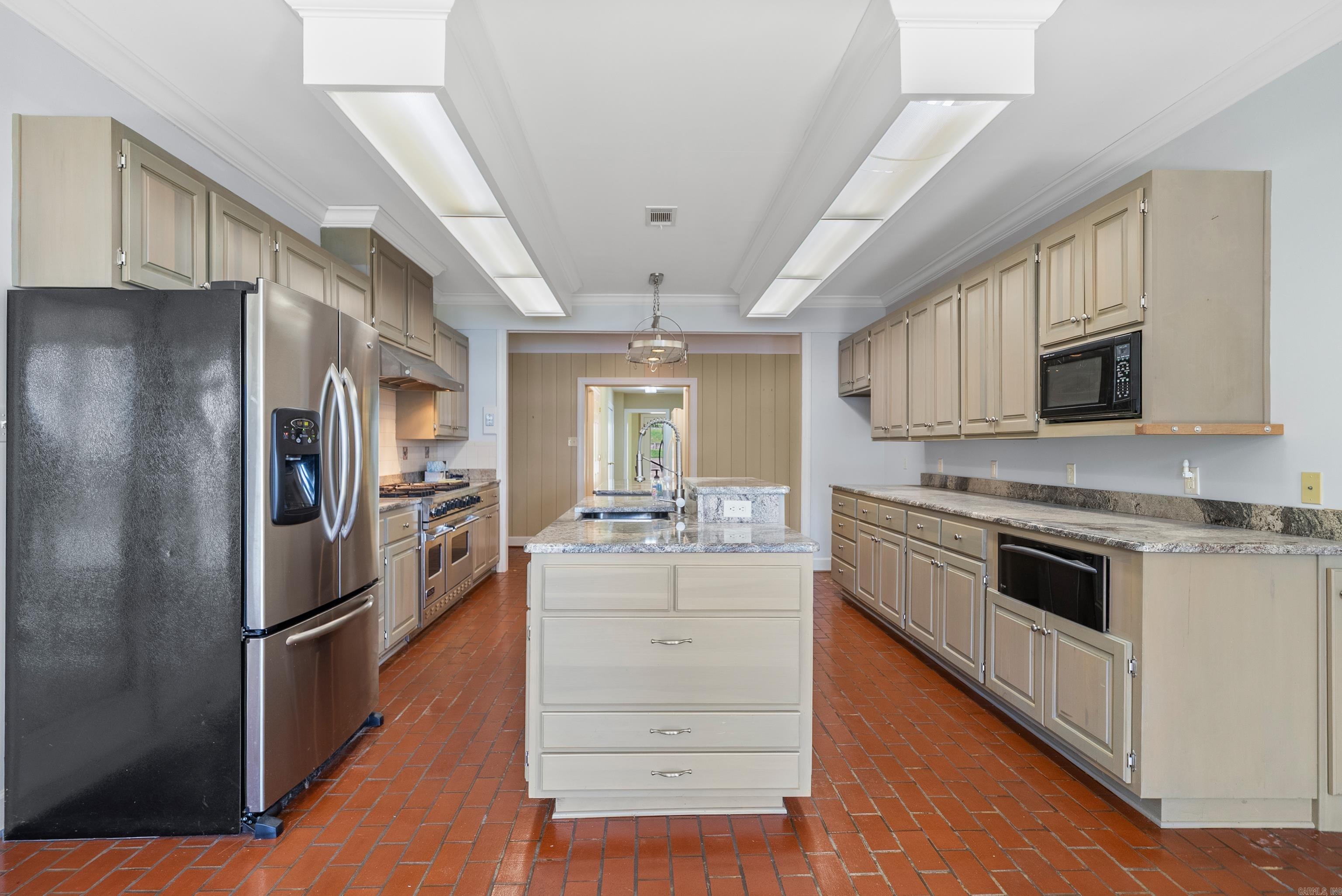 1241 Lakeshore  Hot Springs, AR
