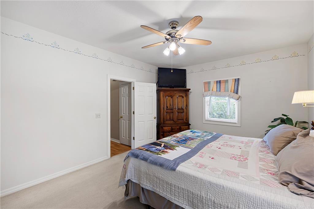 302 Meadow Rd  Russellville, AR