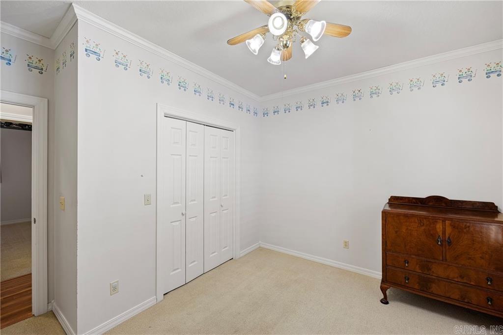 302 Meadow Rd  Russellville, AR