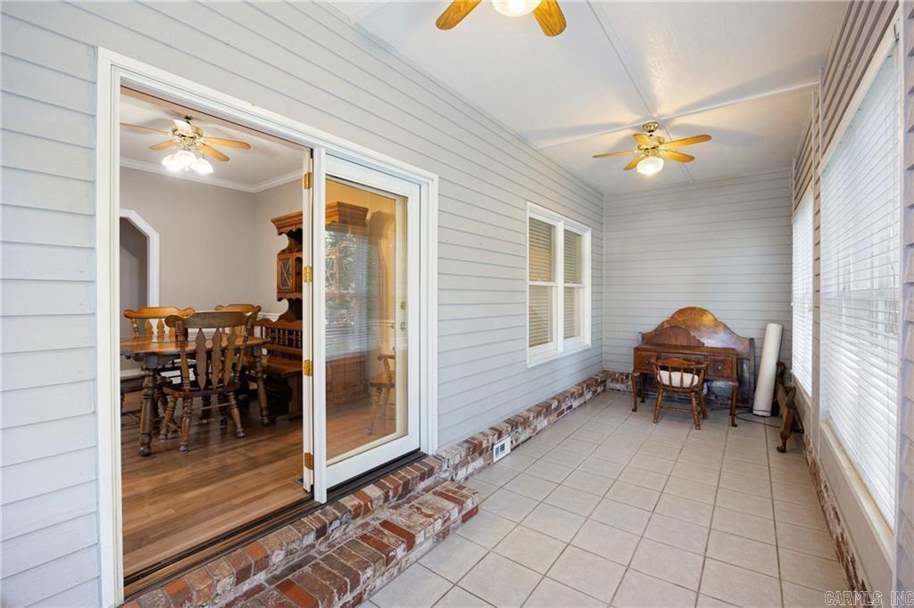 302 Meadow Rd  Russellville, AR