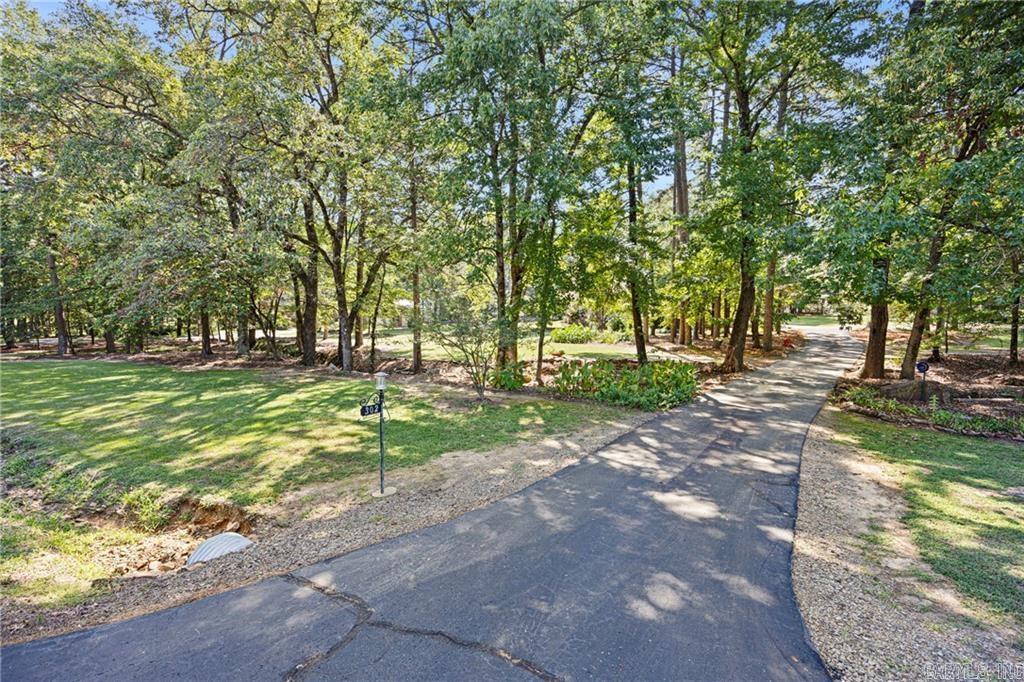 302 Meadow Rd  Russellville, AR