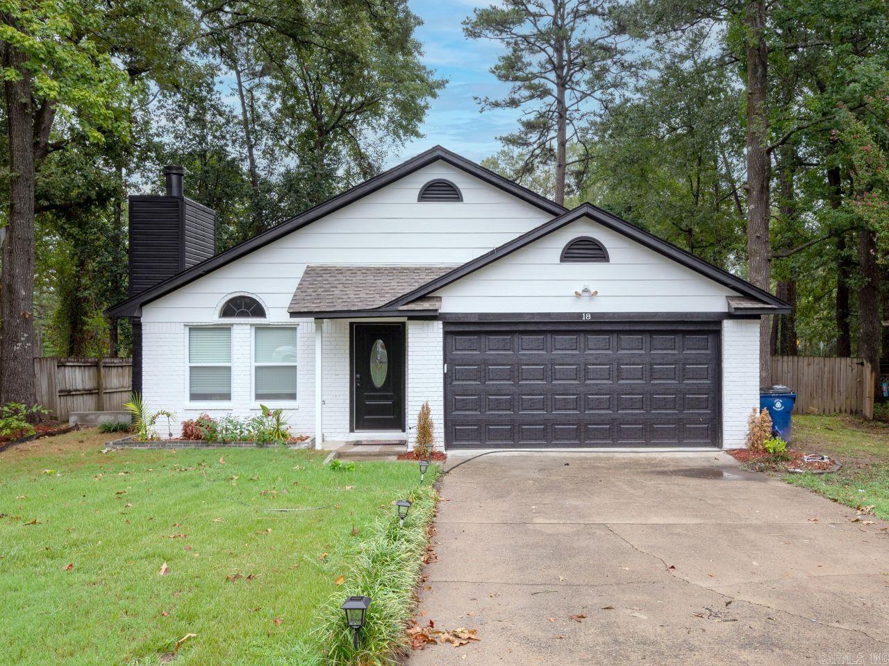 18 Willow Oak  Maumelle, AR