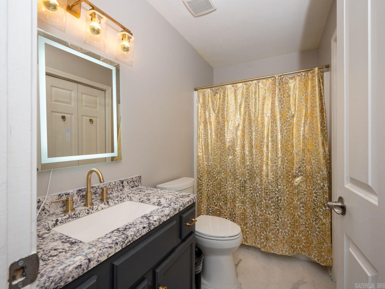 18 Willow Oak  Maumelle, AR