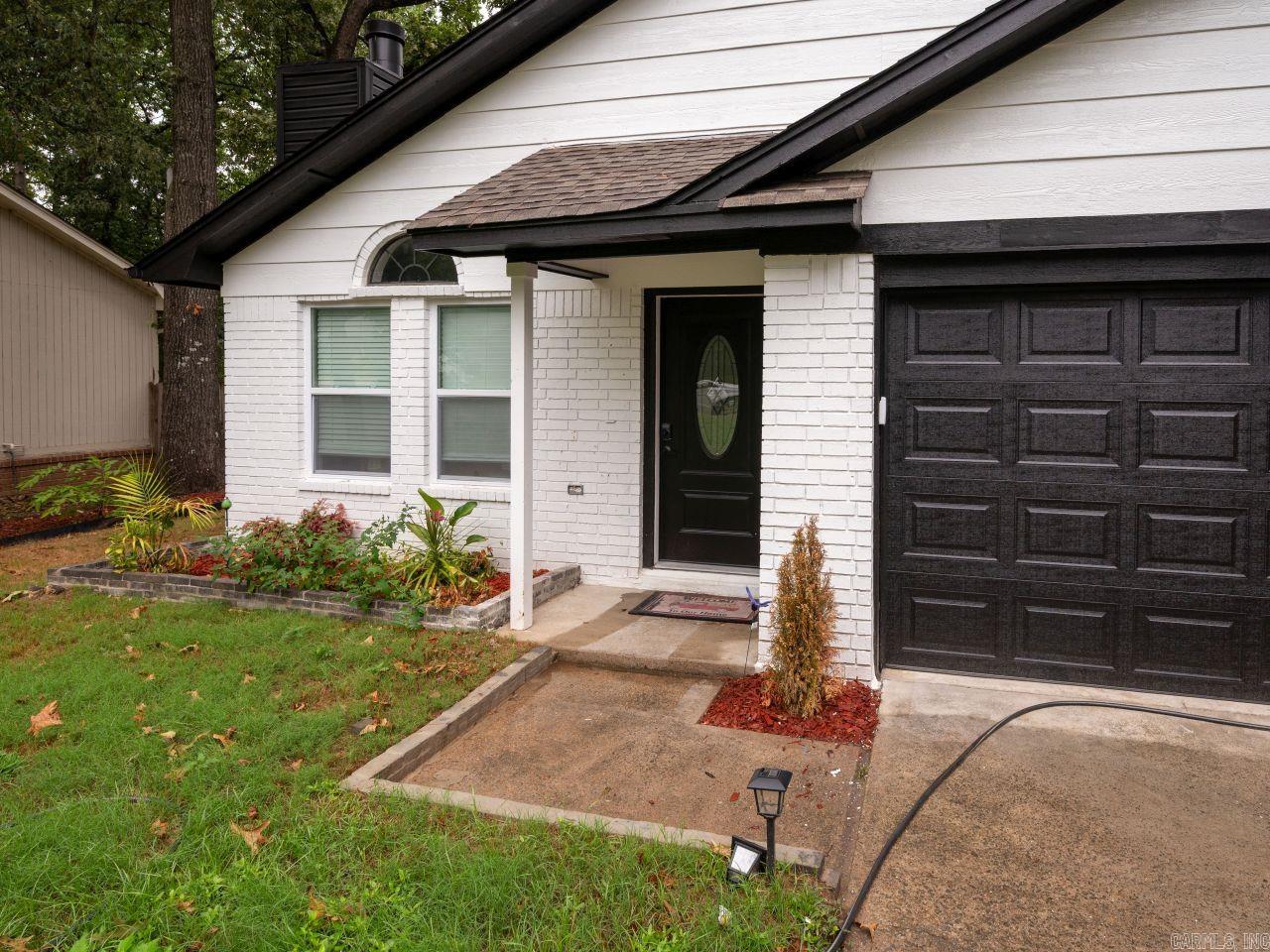 18 Willow Oak  Maumelle, AR