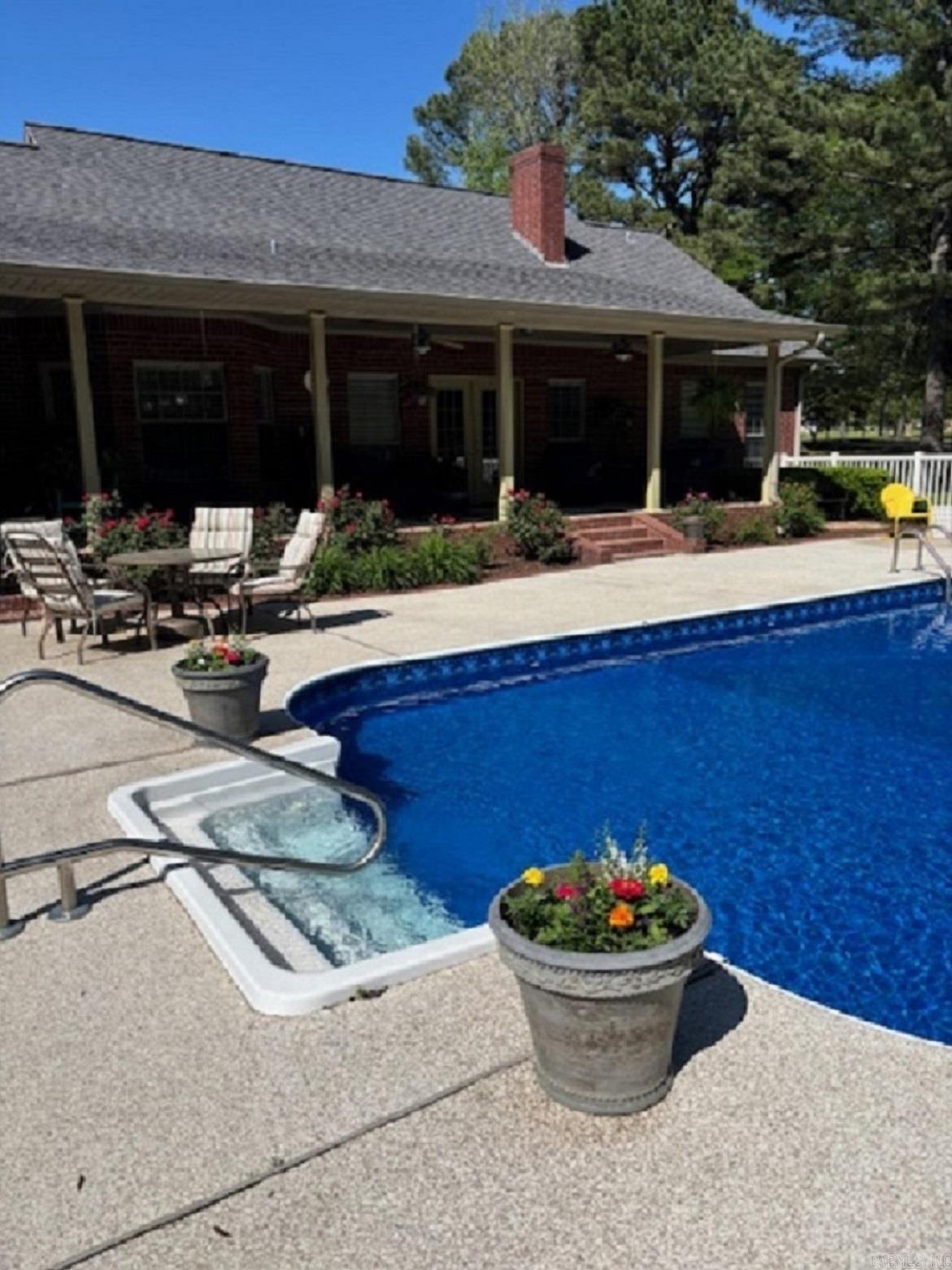 410 Deerwood  Nashville, AR