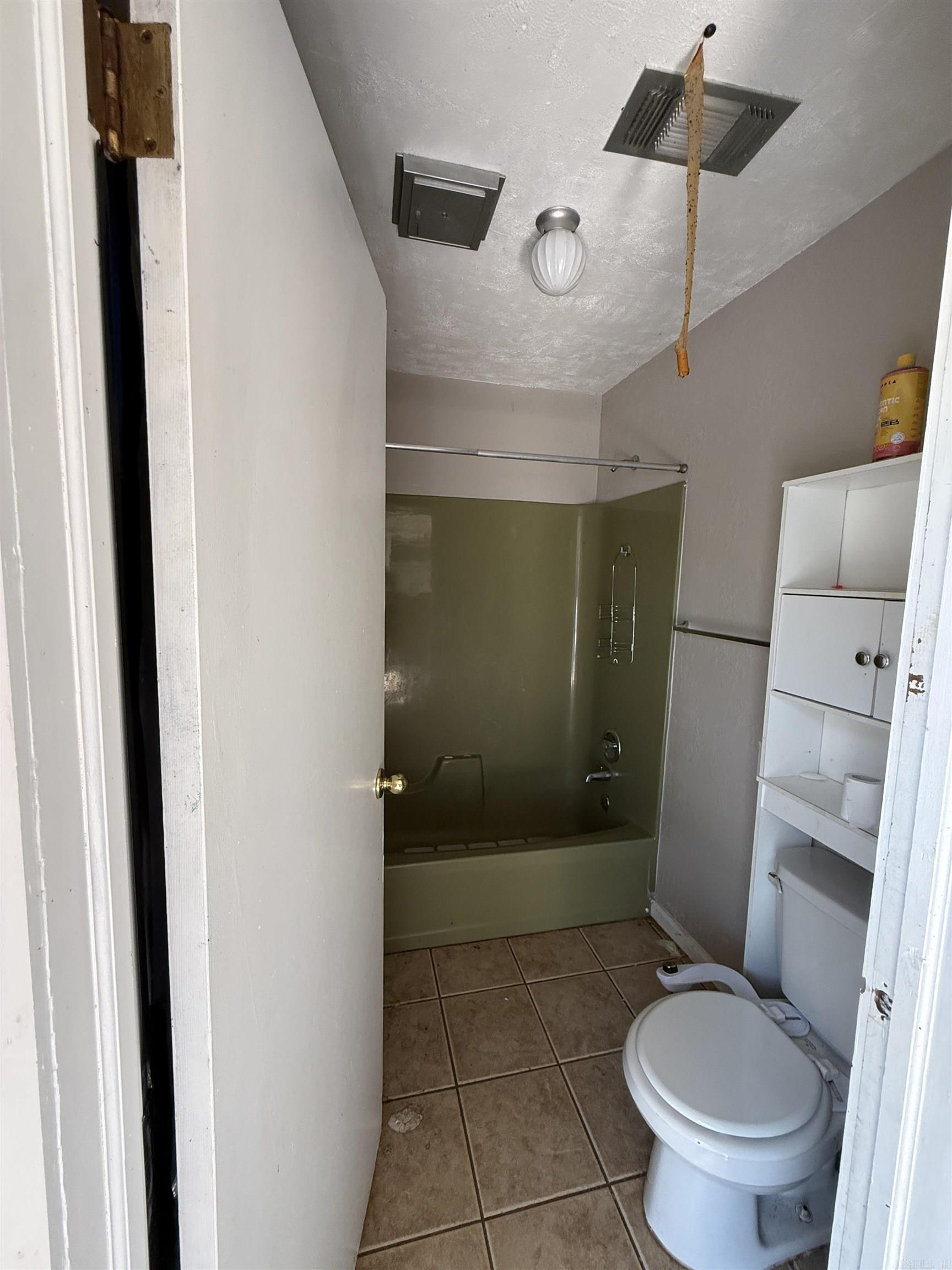 511 Warner Avenue Mena, AR 71953