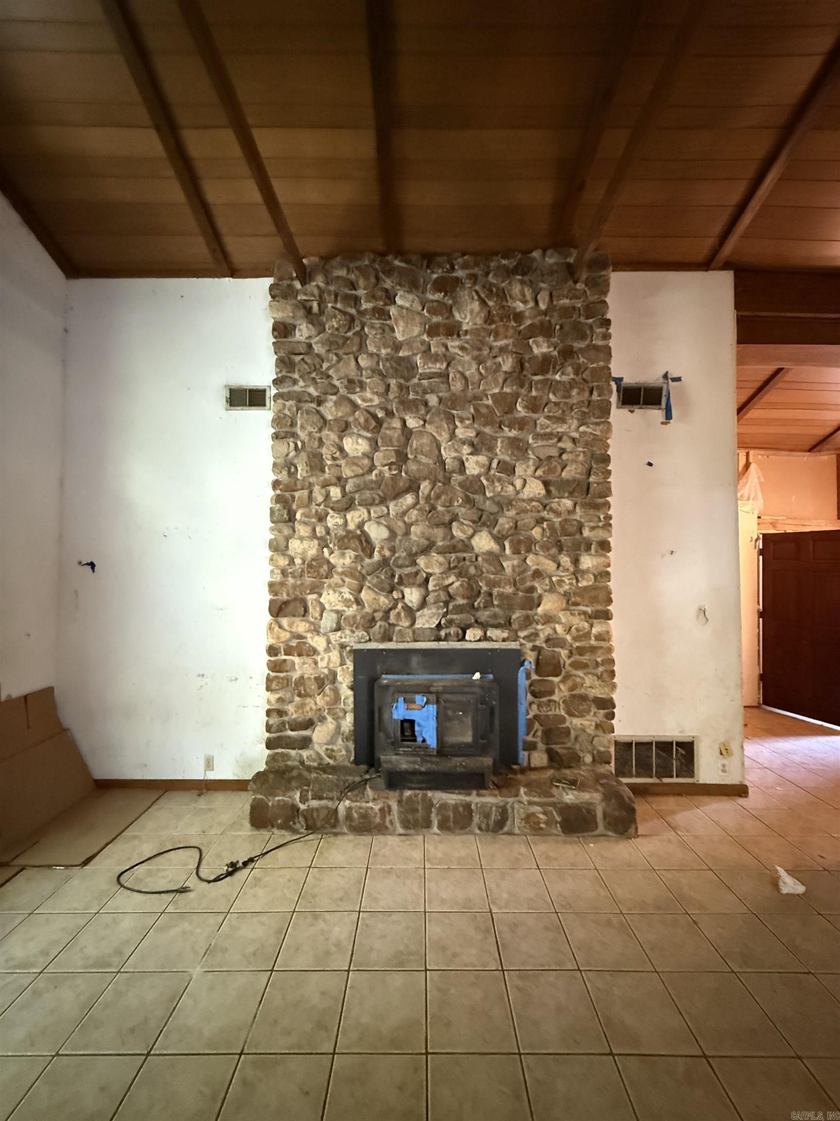 511 Warner Avenue Mena, AR 71953