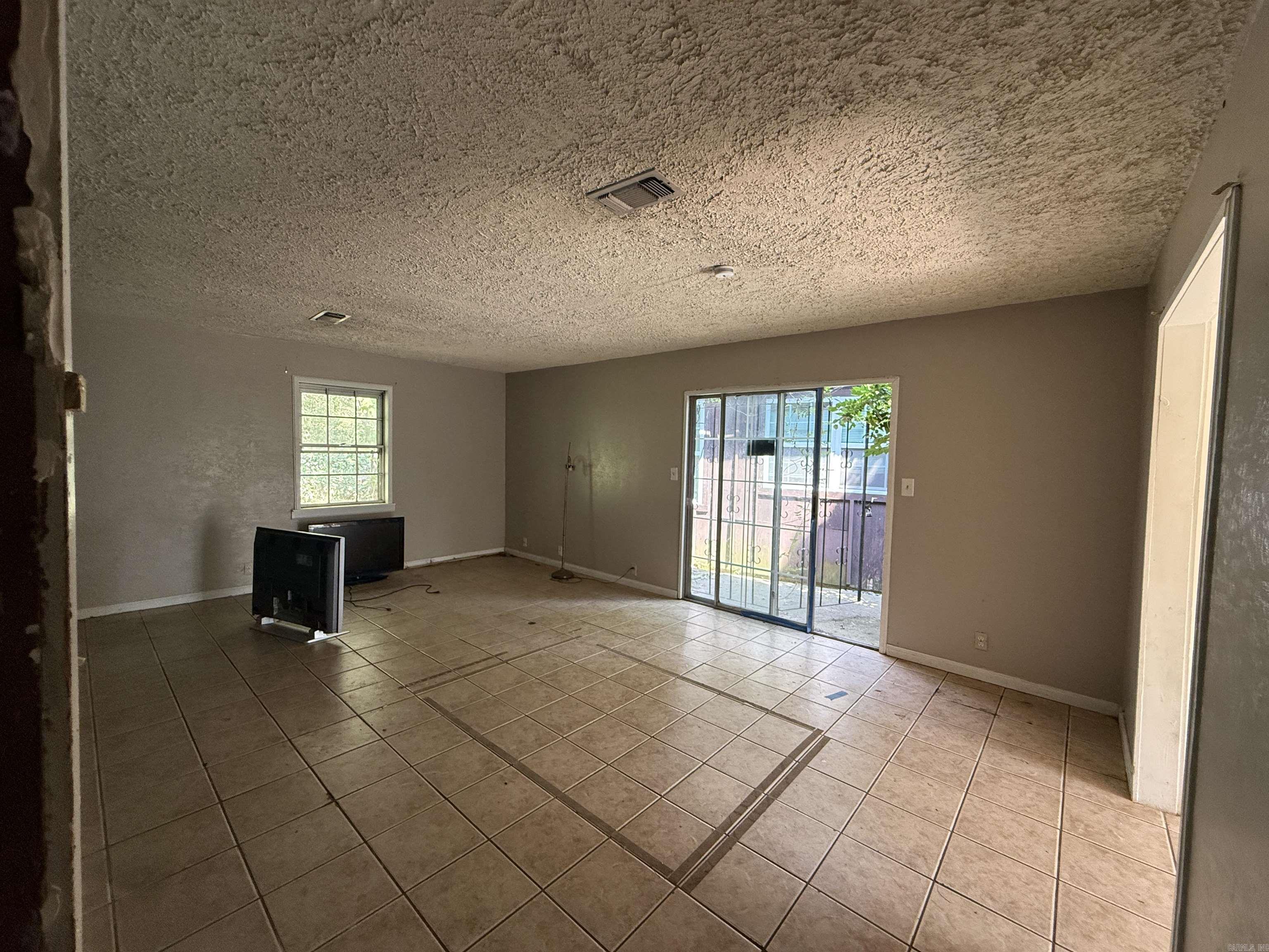 511 Warner Avenue Mena, AR 71953