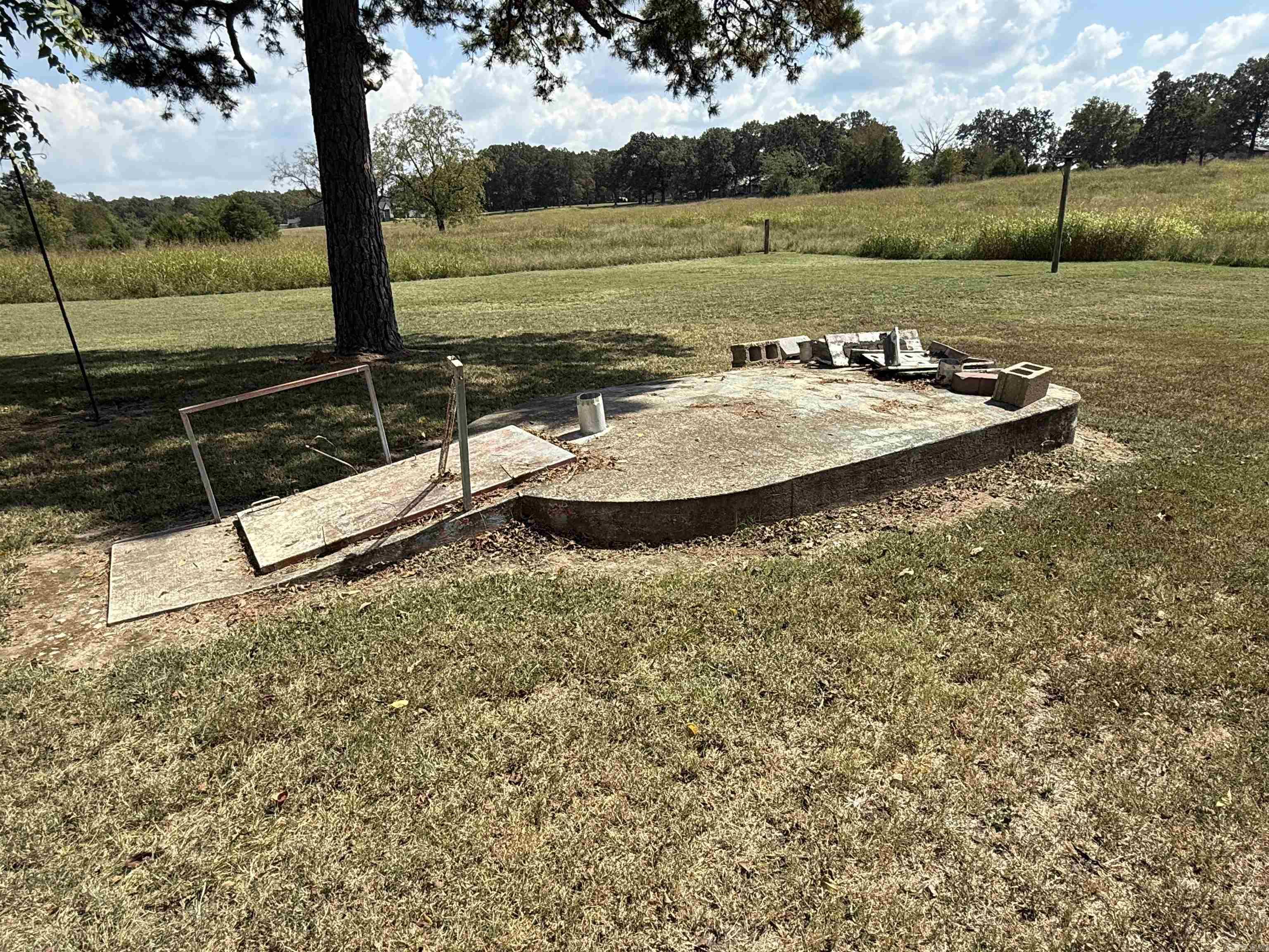 20304 N Hwy 5  Mountain View, AR