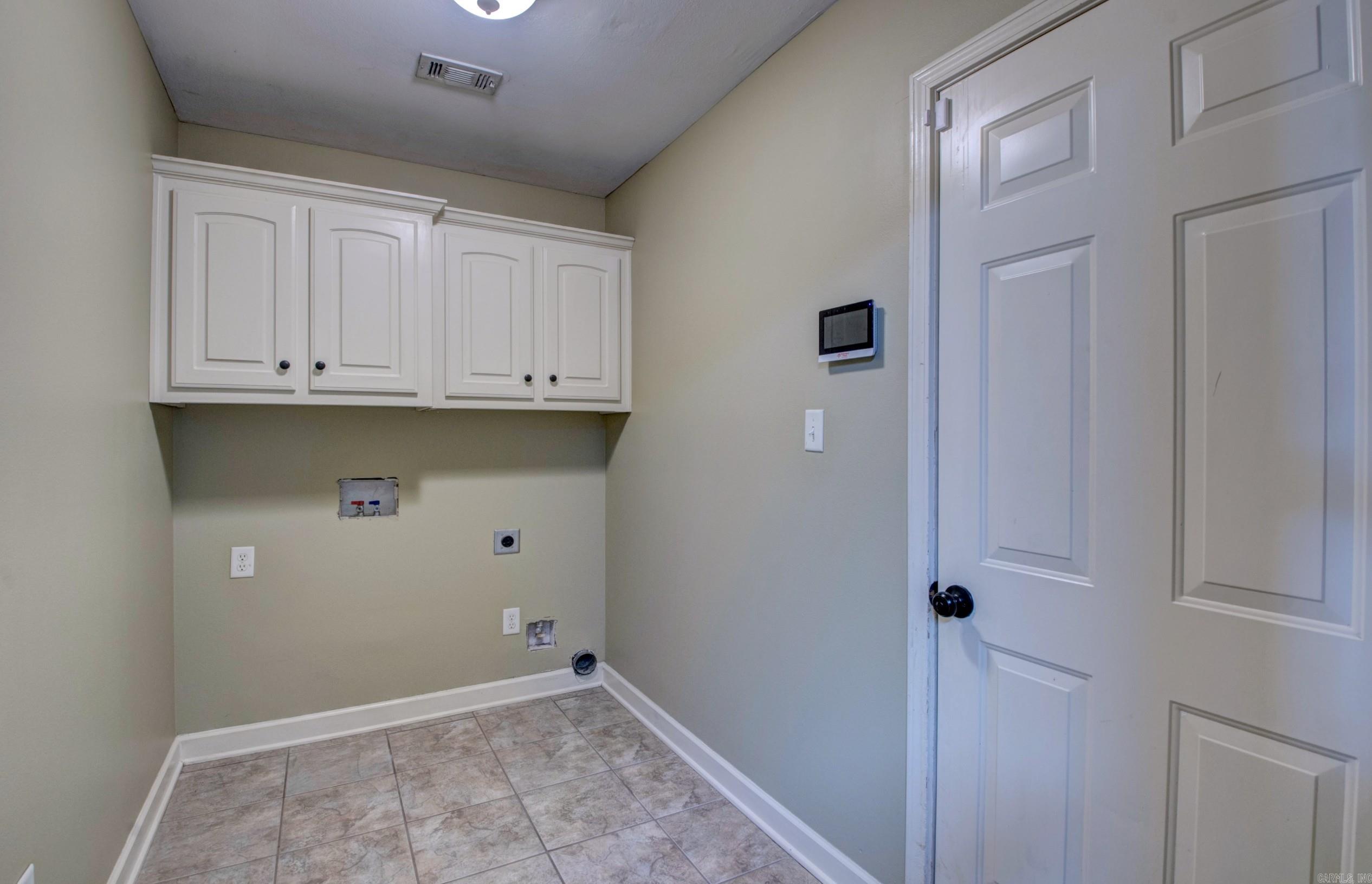 1725 White Oak  Benton, AR