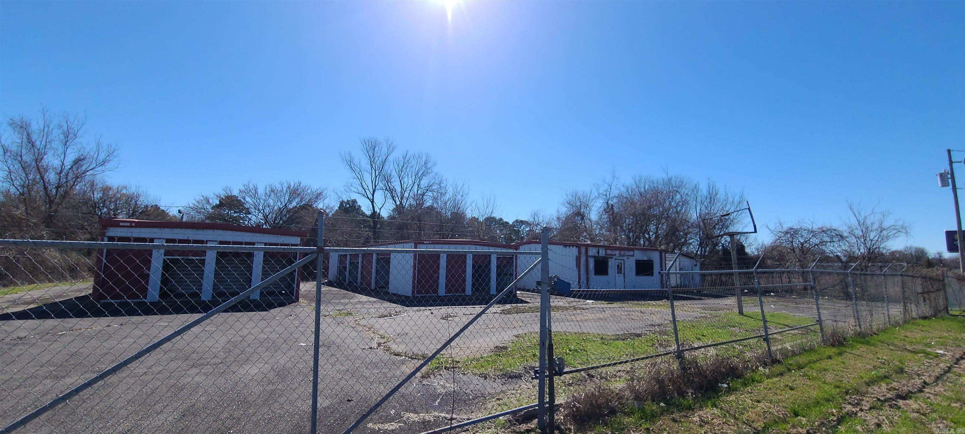 1430 E Harding  Pine Bluff, AR