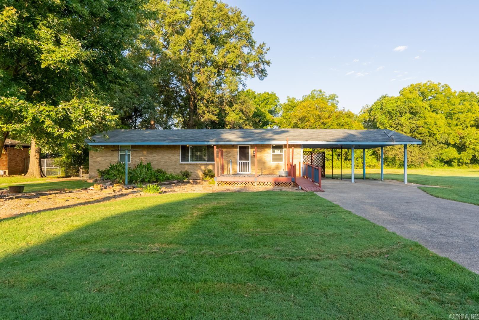 119 Davis  North Little Rock, AR