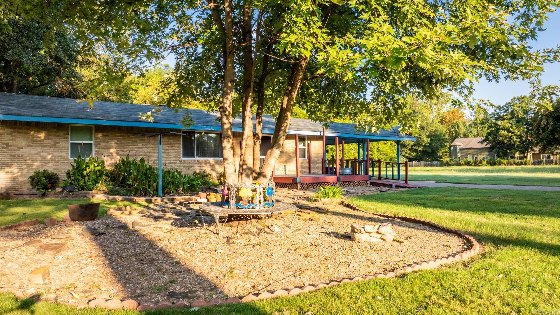 119 Davis  North Little Rock, AR