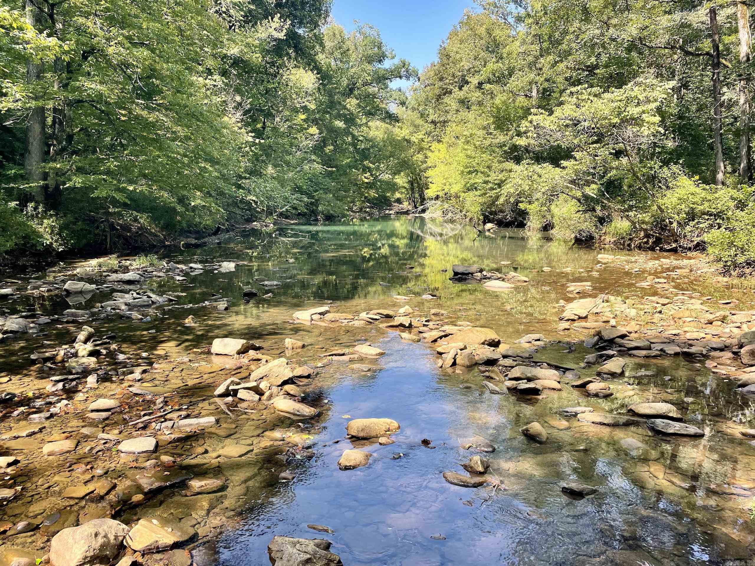  FS Road 1432  Scotland, AR