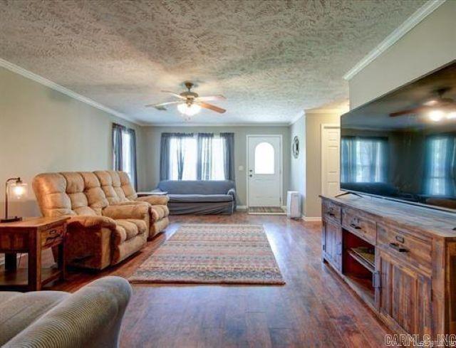 97 Acorn Hollow Lane  Pine Bluff, AR