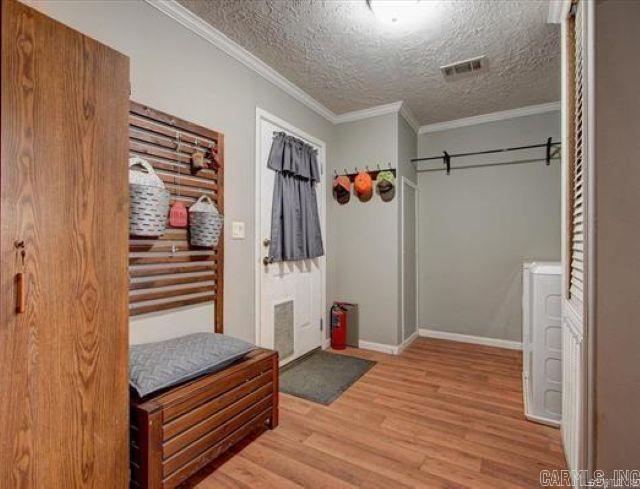 97 Acorn Hollow Lane  Pine Bluff, AR