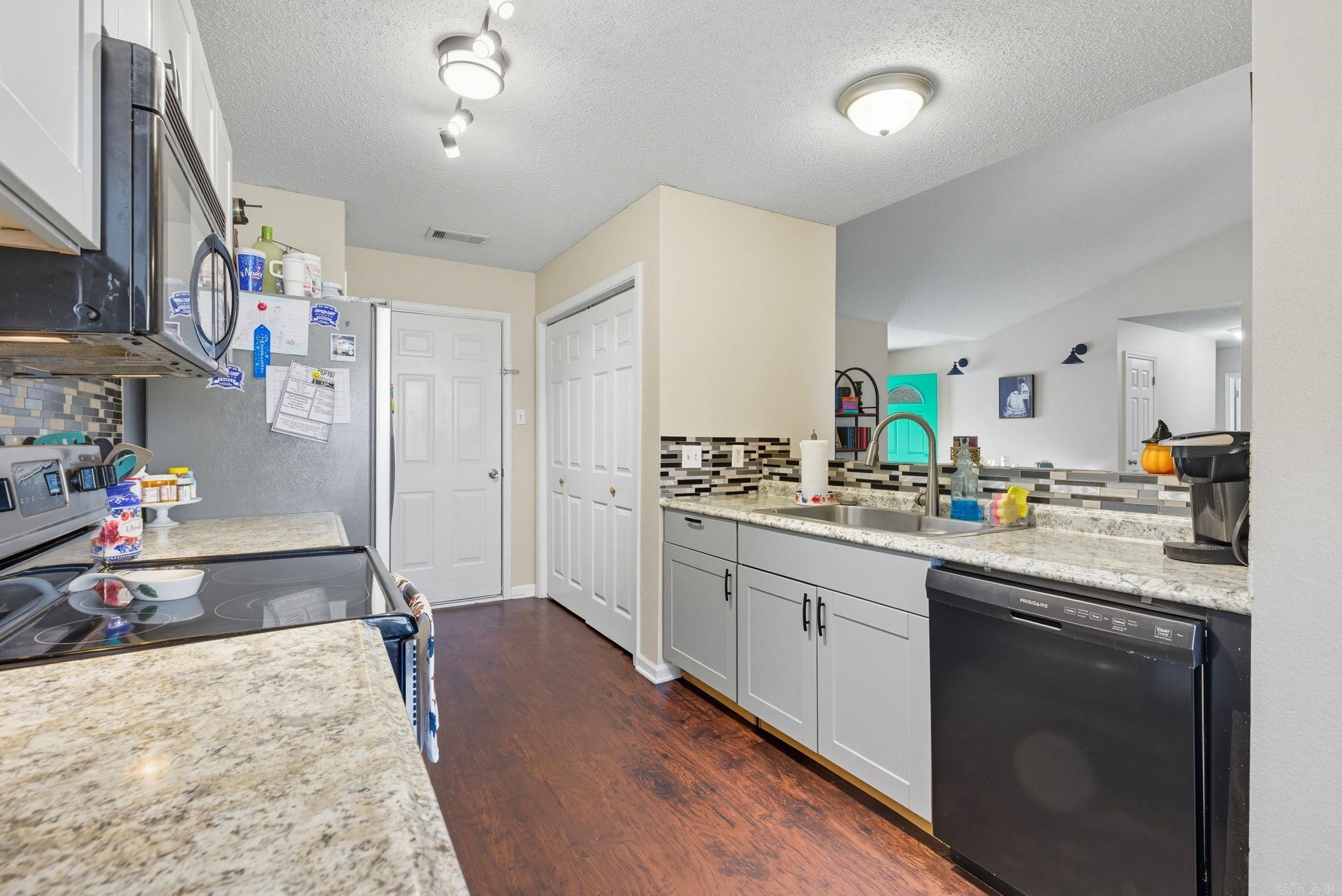 2224 Cedar Ridge  Benton, AR